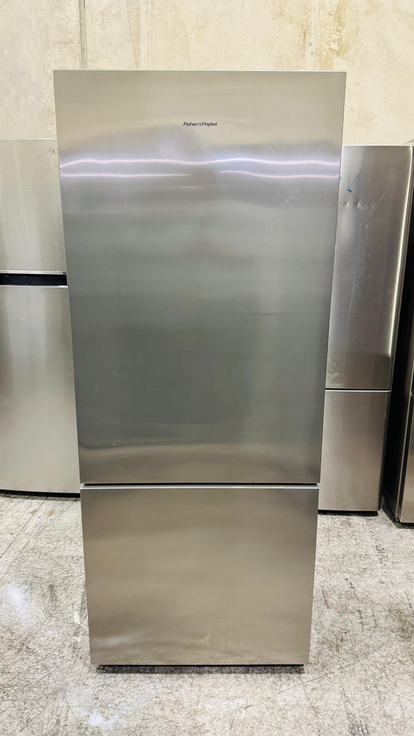 FISHER AND PAYKEL 442 LITRES FRIDGE FREEZER