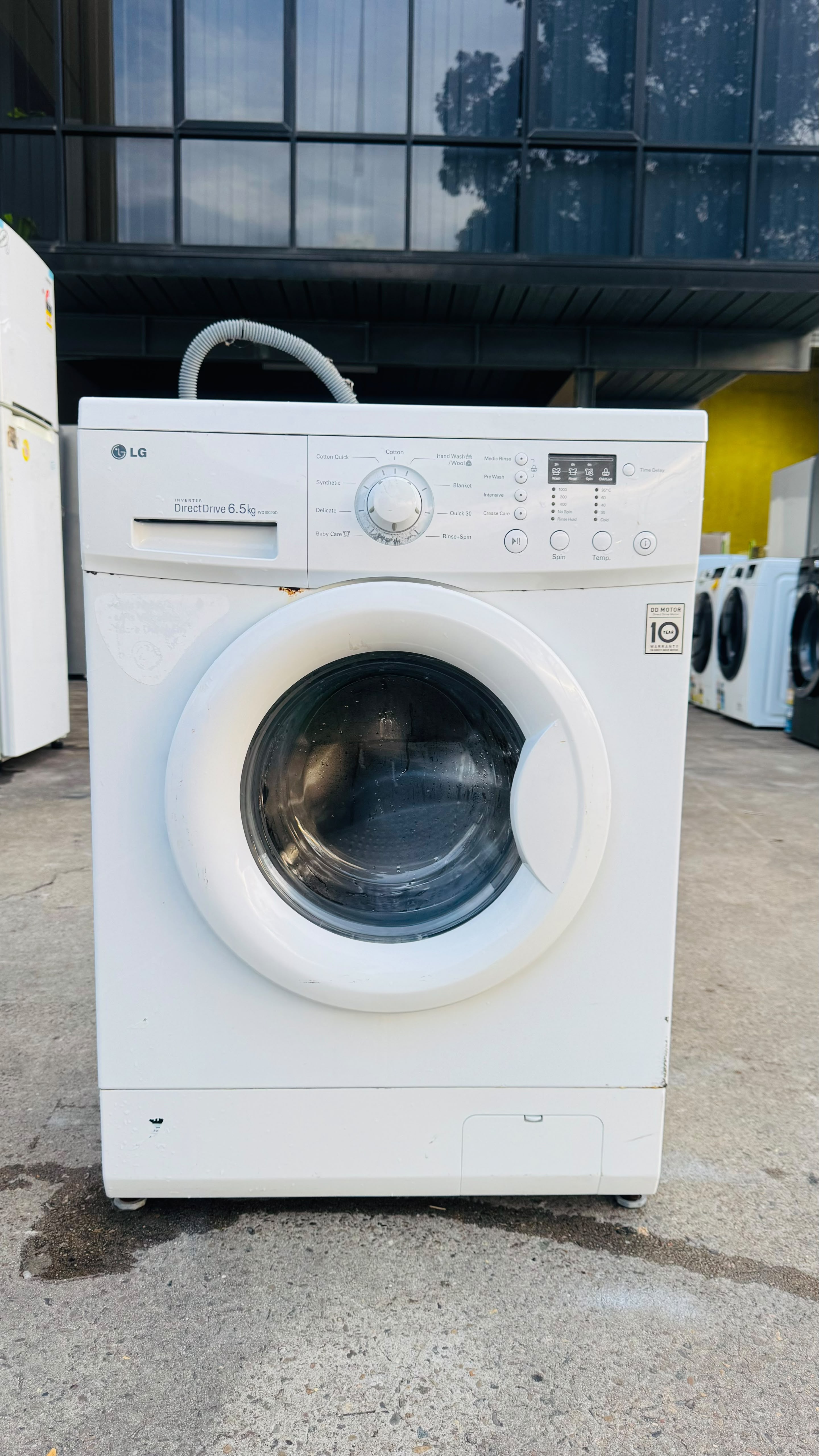 LG 6.5KGS FRONT LOADER WASHING MACHINE