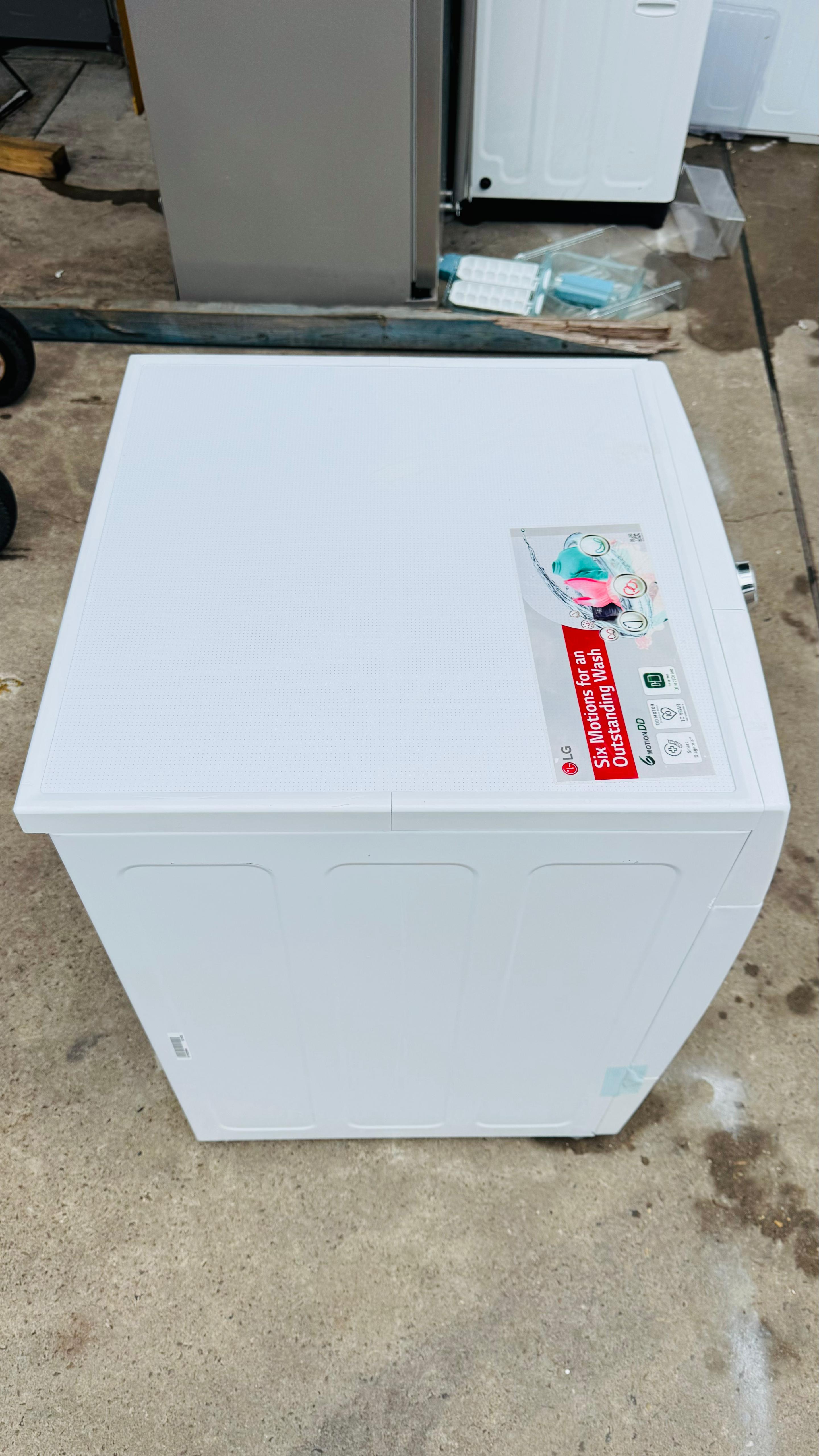 LG 8KGS FRONT LOADER WASHING MACHINE