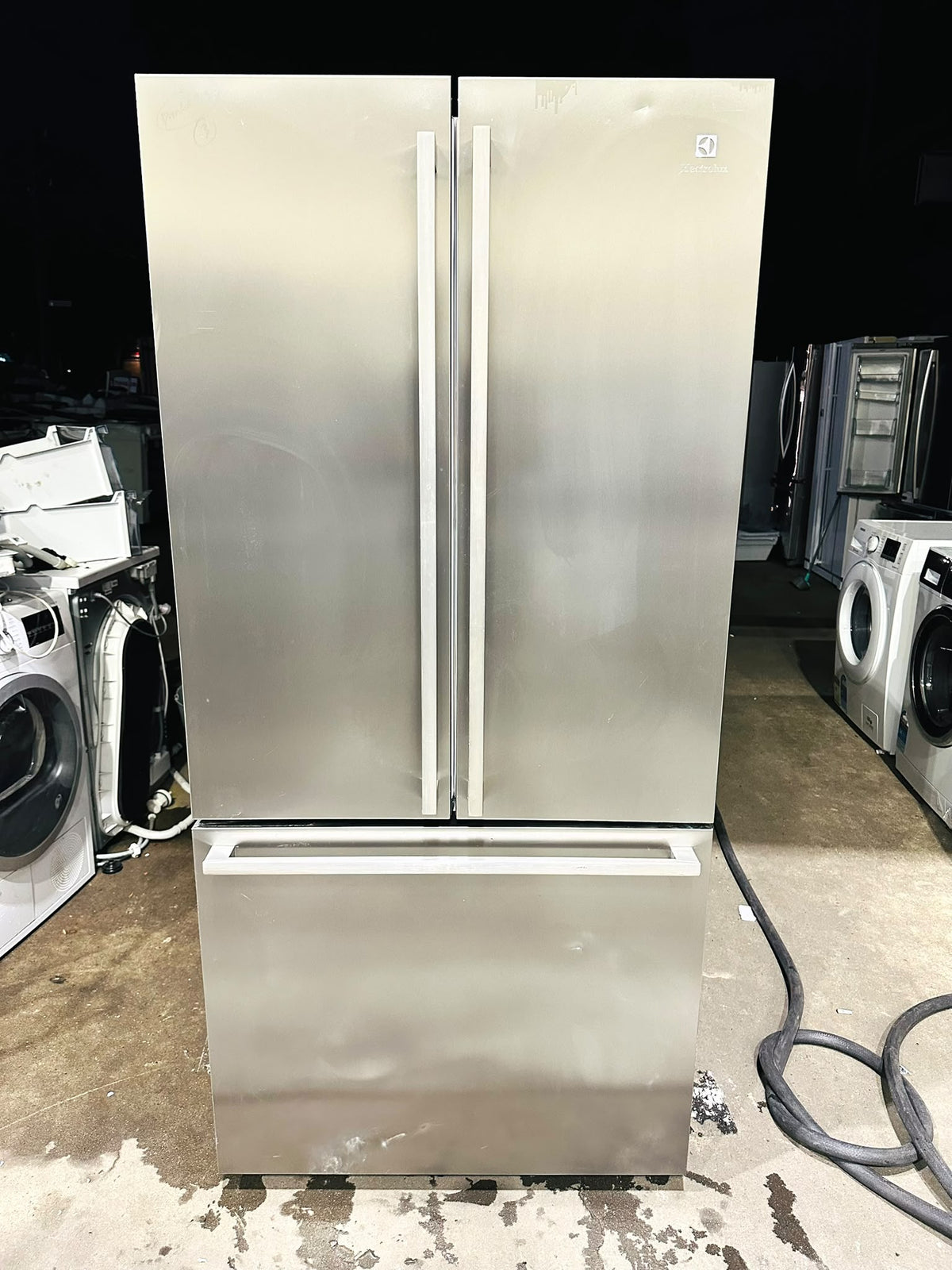 ELECTROLUX 510 LITRES FRIDGE FREEZER