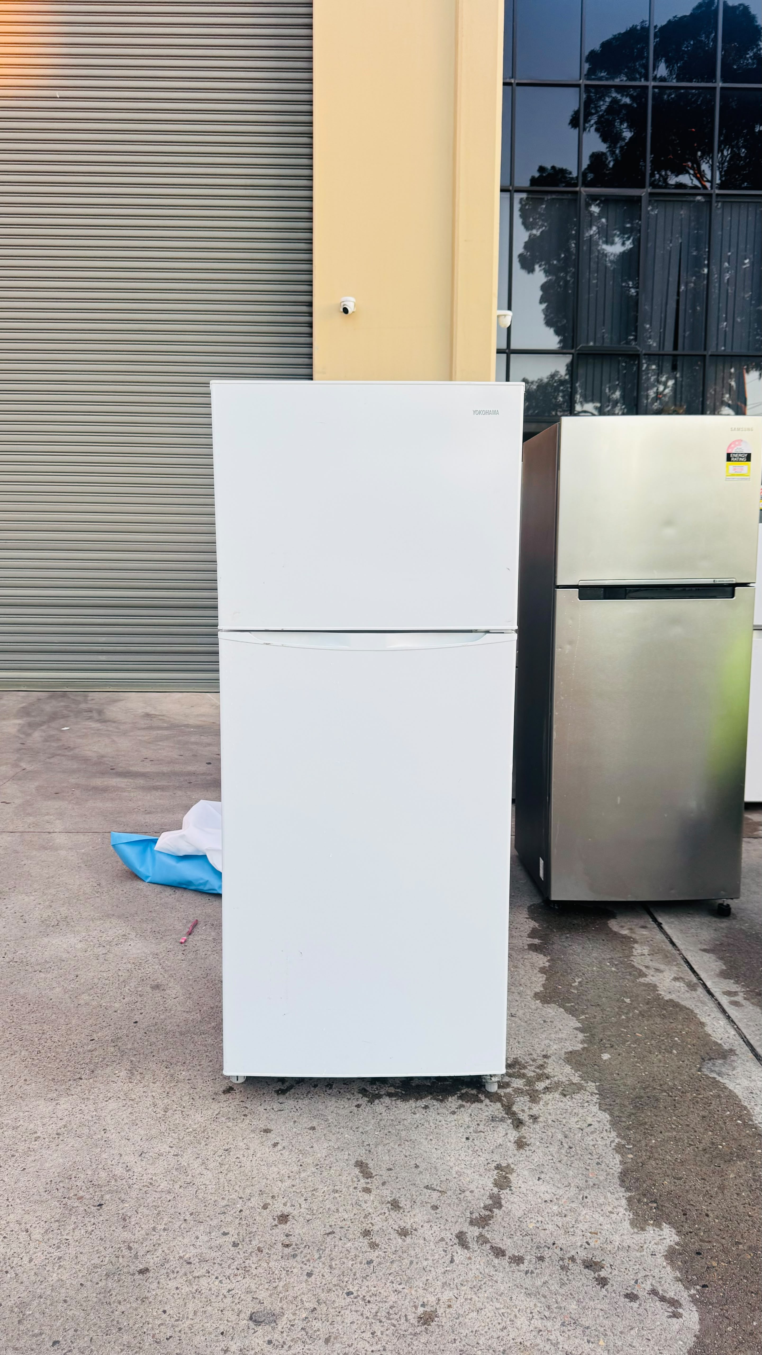 YOKOHAMA 400 LITRES FRIDGE FREEZER