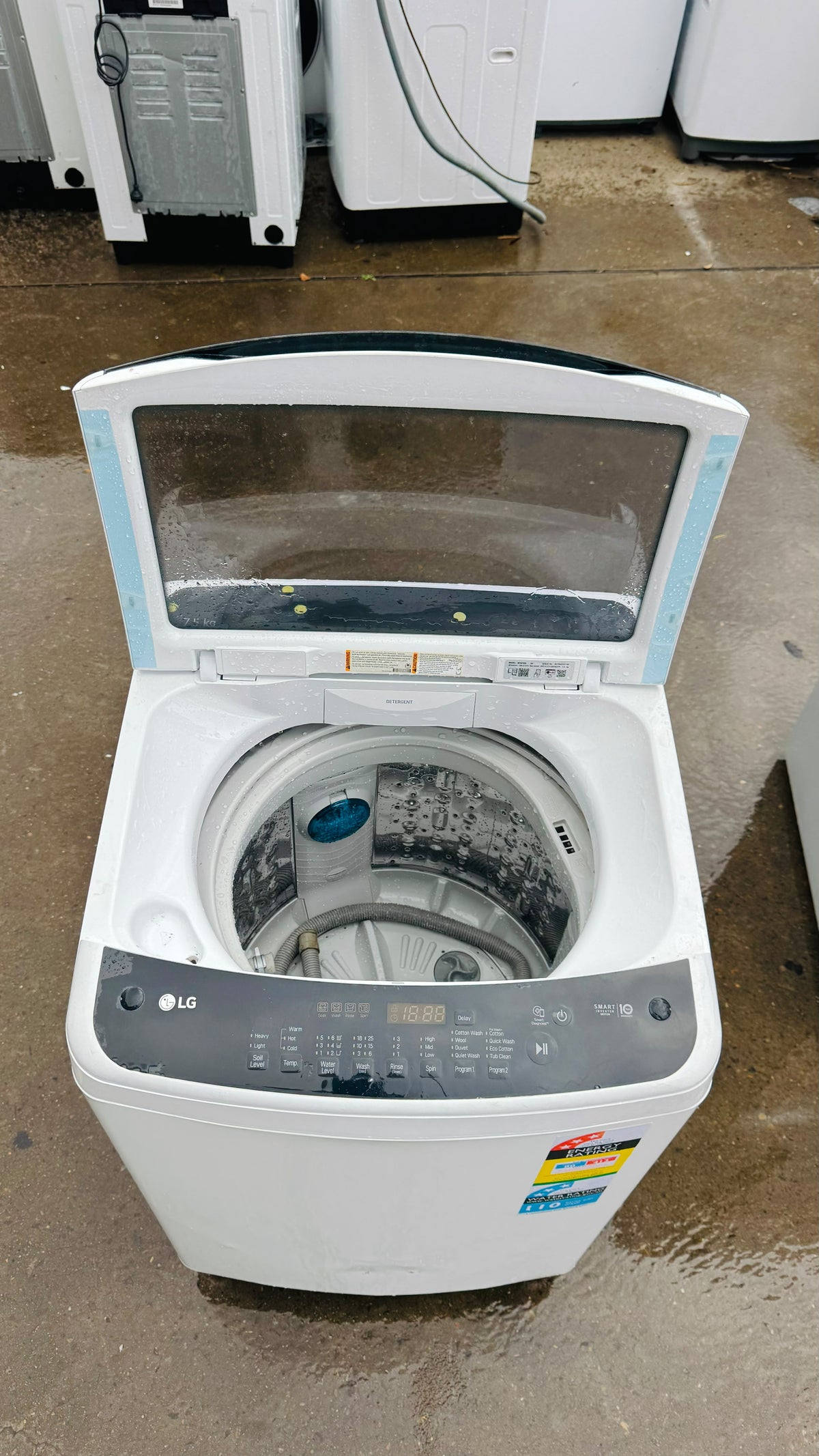 LG 7.5KGS TOP LOADER WASHING MACHINE