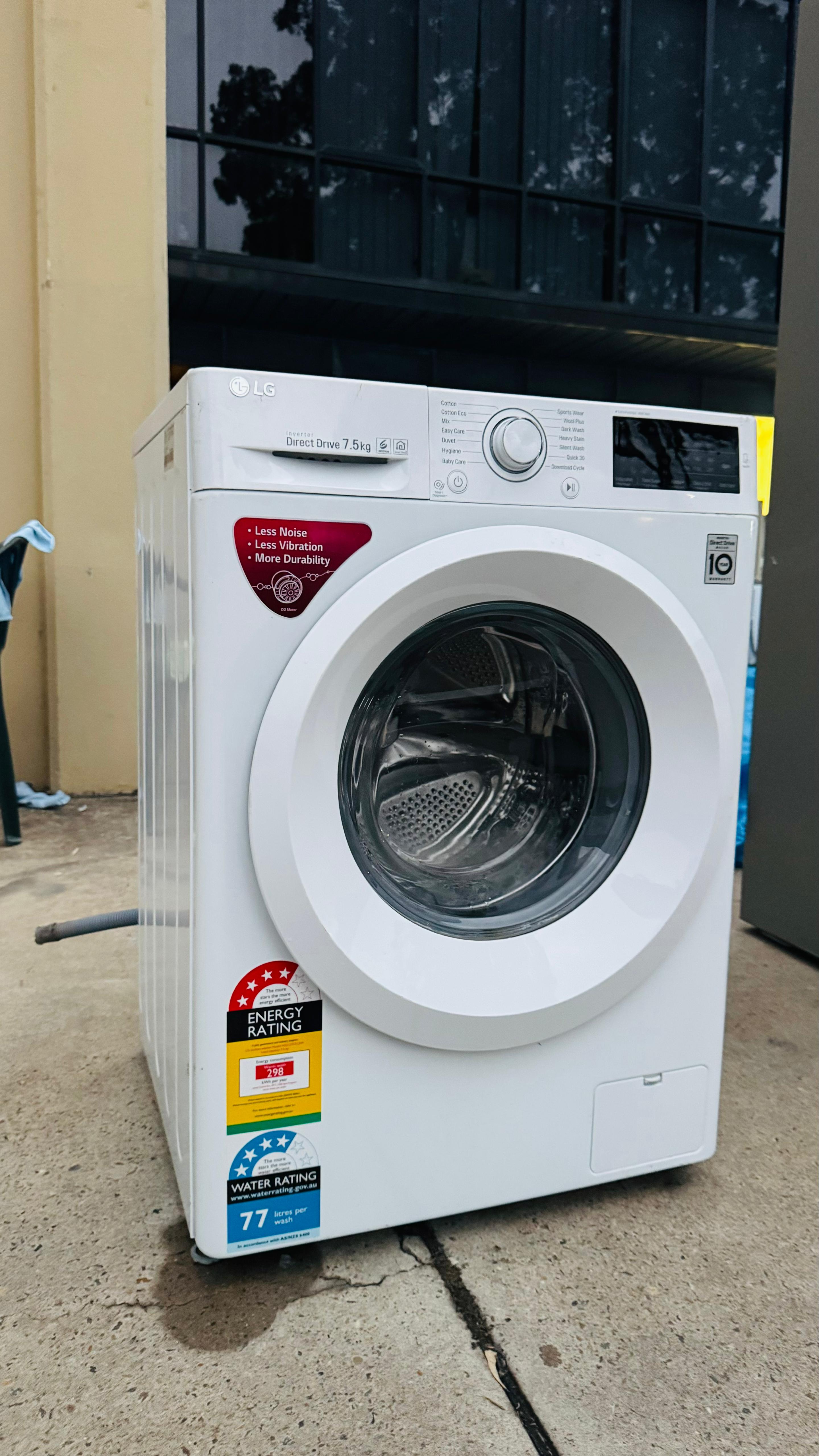 LG 7.5KGS FRONT LOADER WASHING MACHINE