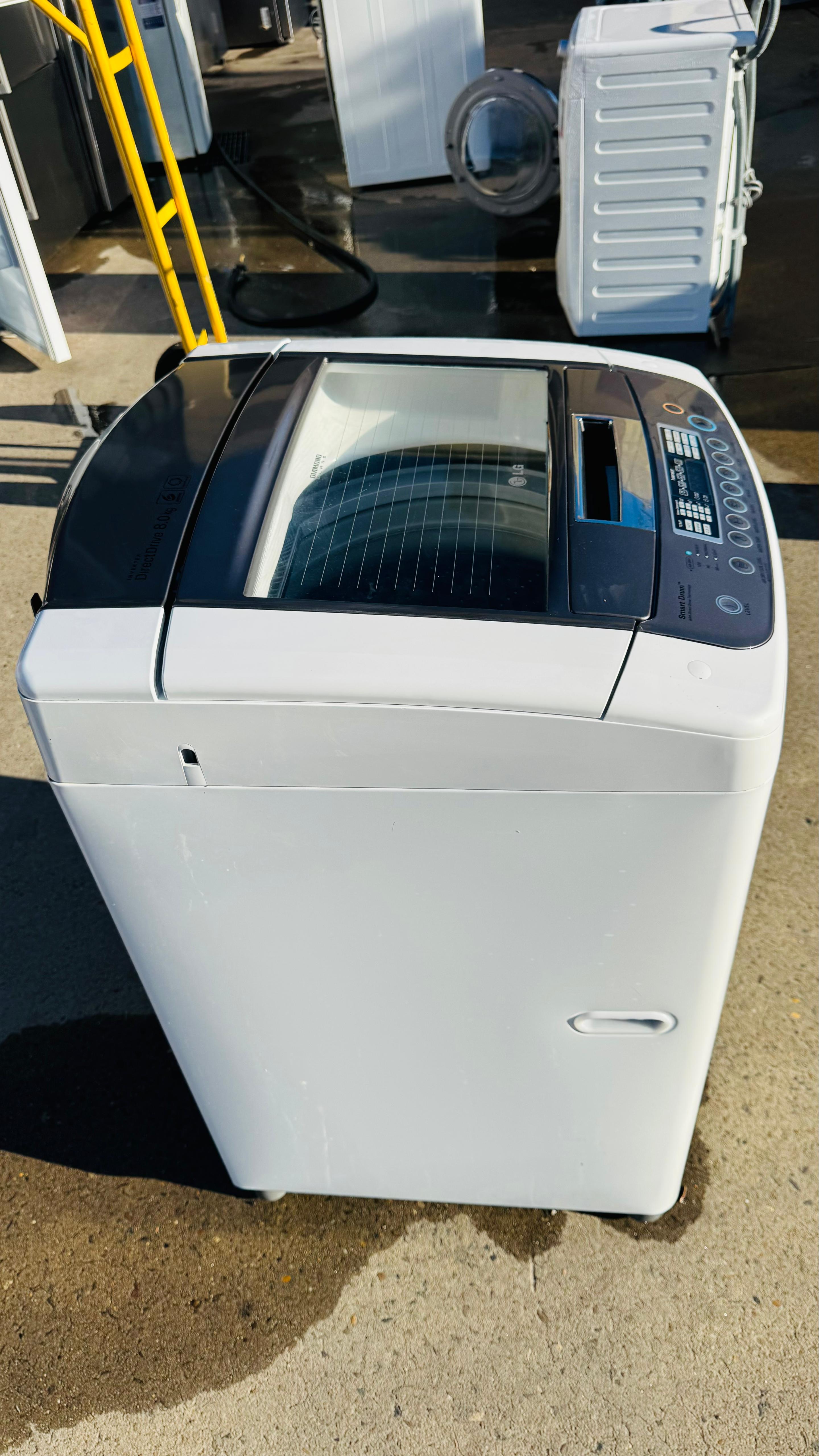 LG 8 KGS TOP LOADER WASHING MACHINE