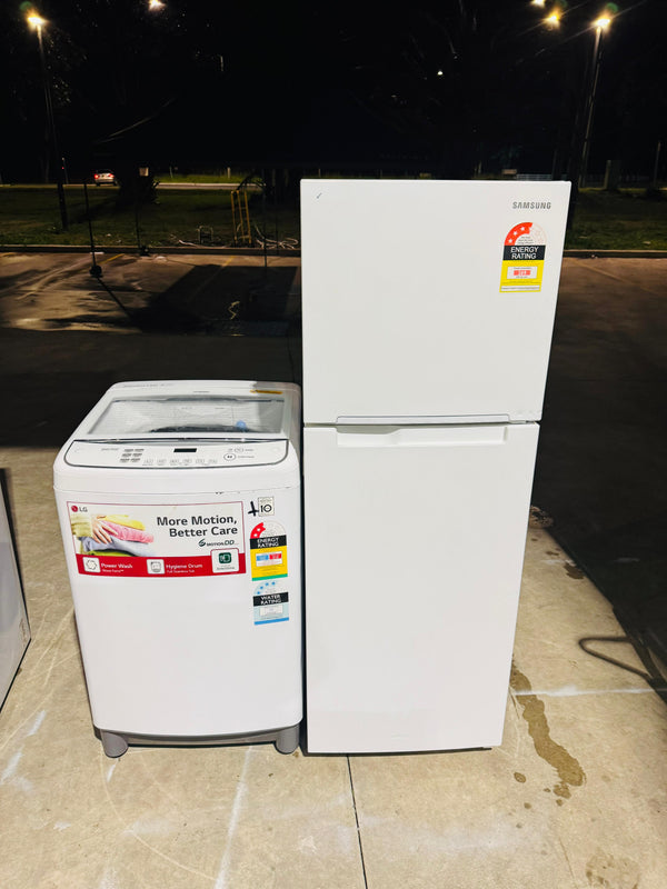 SAMSUNG 255 LITRES FRIDGE FREEZER & LG 7.5 KGS TOP LOADER WASHING MACHINE COMBO PACKAGE DEAL