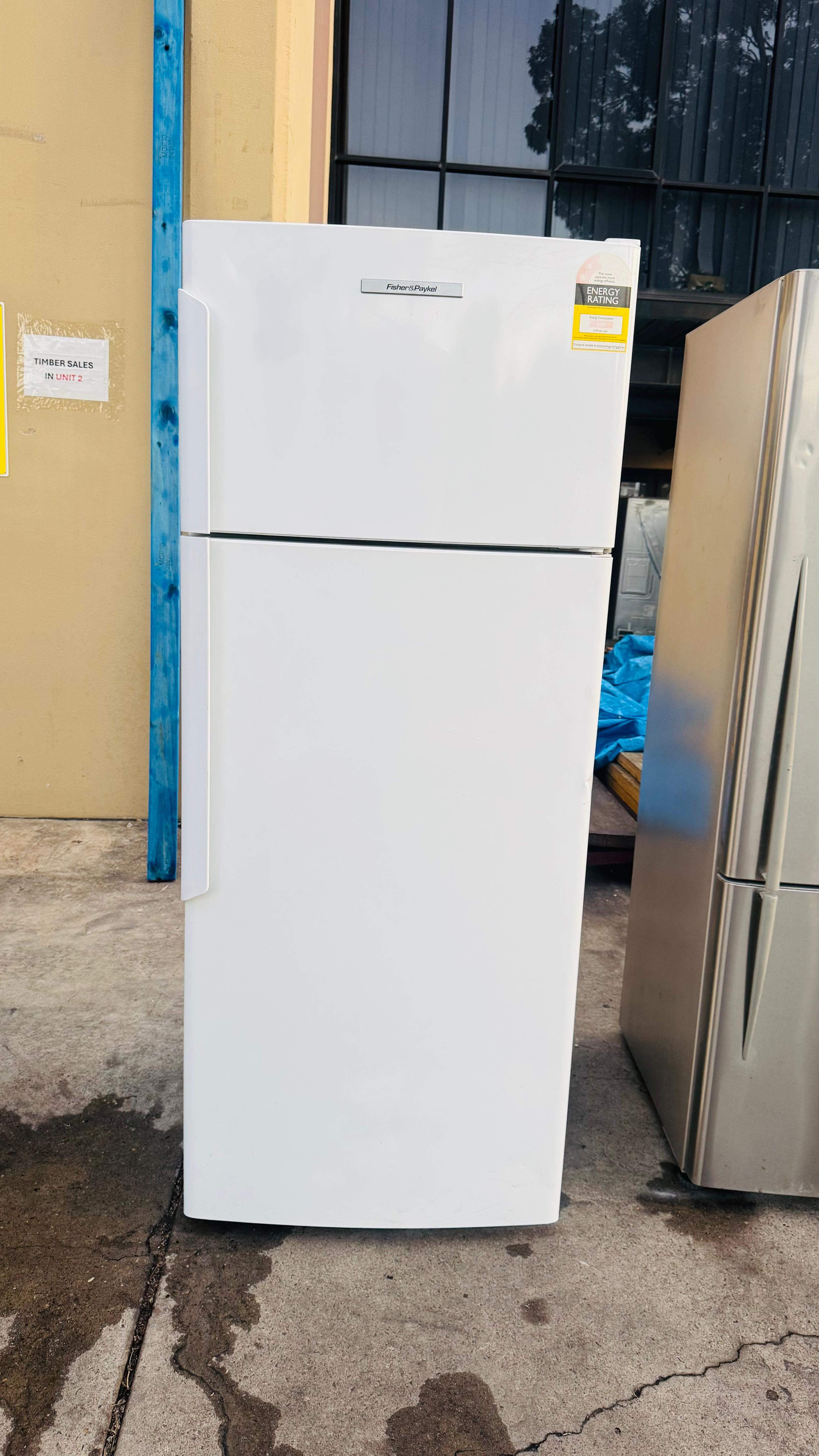 FISHER AND PAYKEL 447 LITRES FRIDGE FREEZER