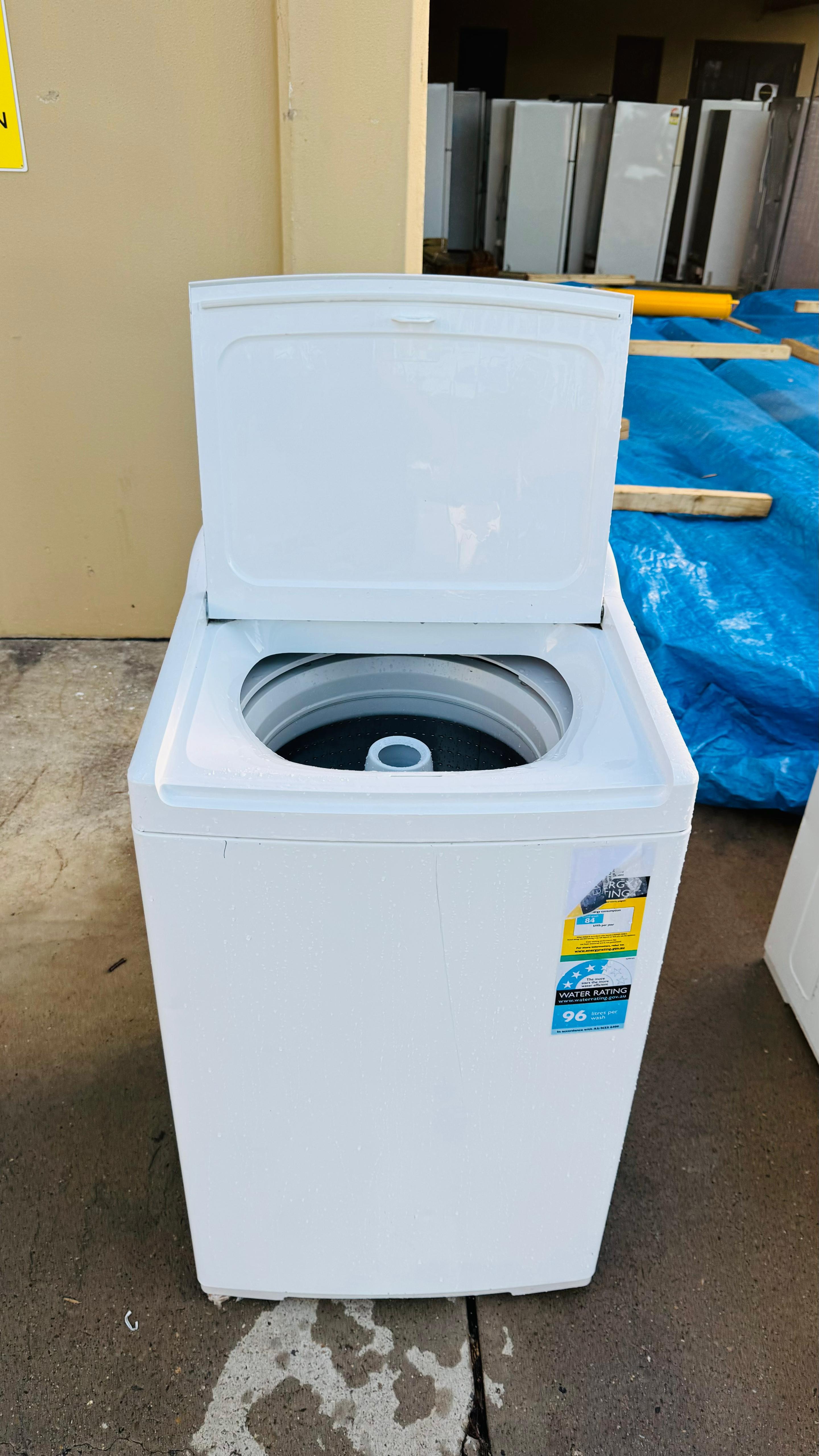 FISHER AND PAYKEL 8.5KGS TOP LOADER WASHING MACHINE