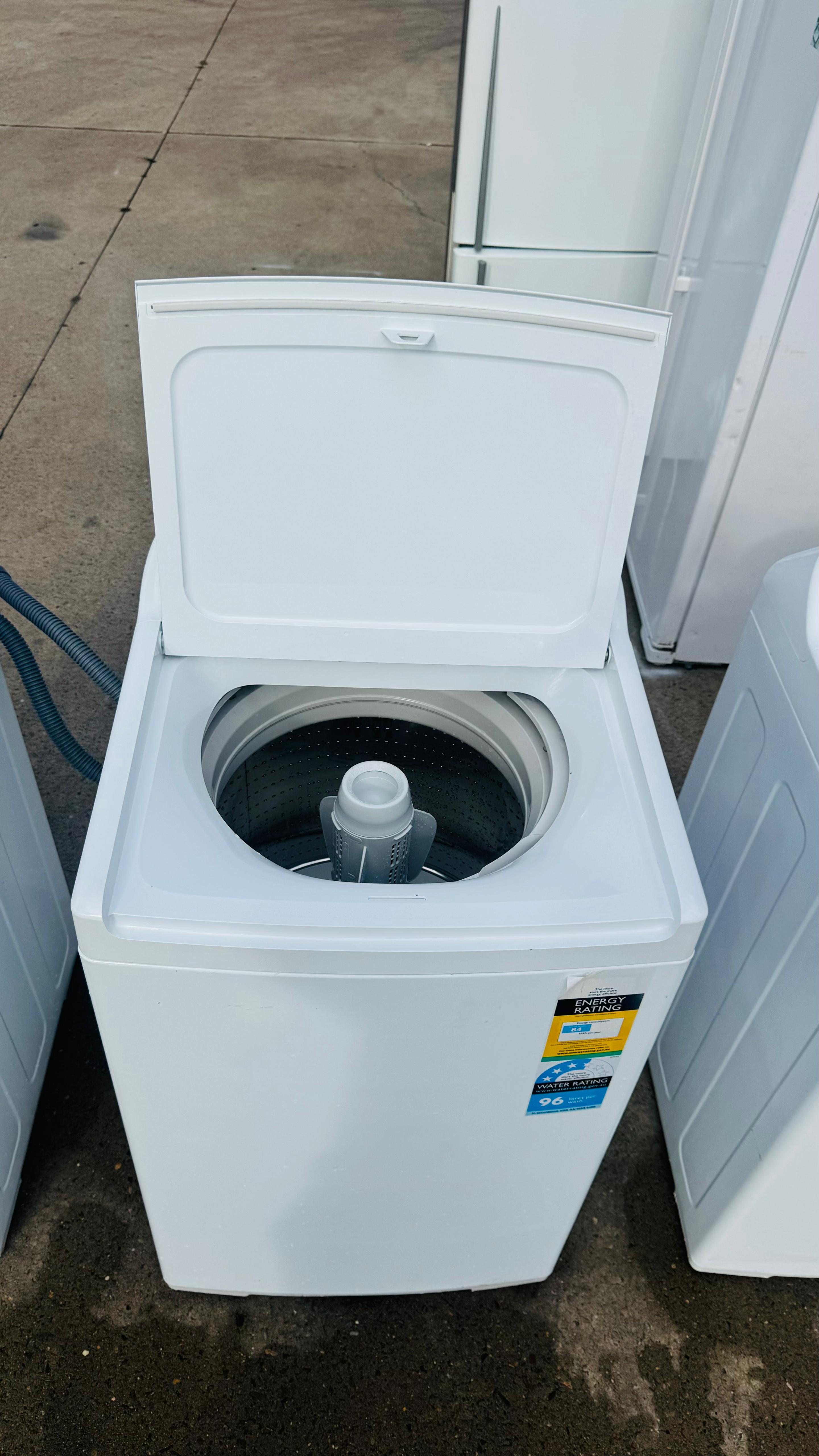 FISHER AND PAYKEL 8.5KGS TOP LOADER WASHING MACHINE