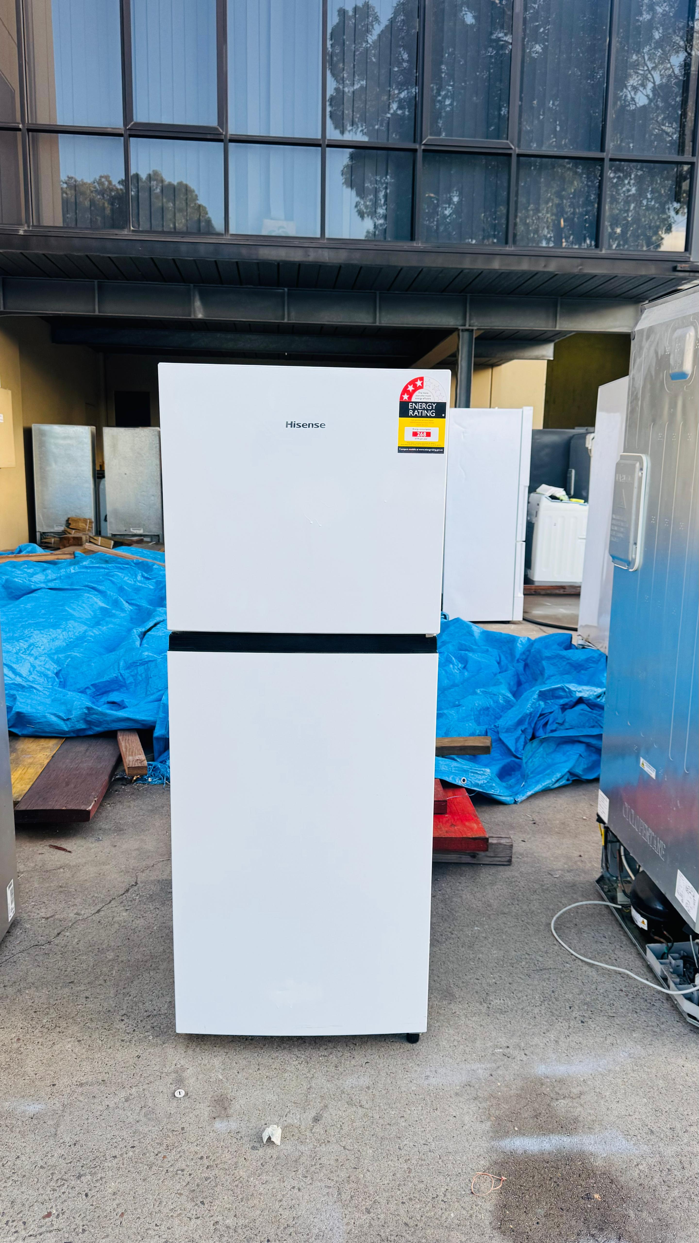 HISENSE 205 LITRES FRIDGE FREEZER