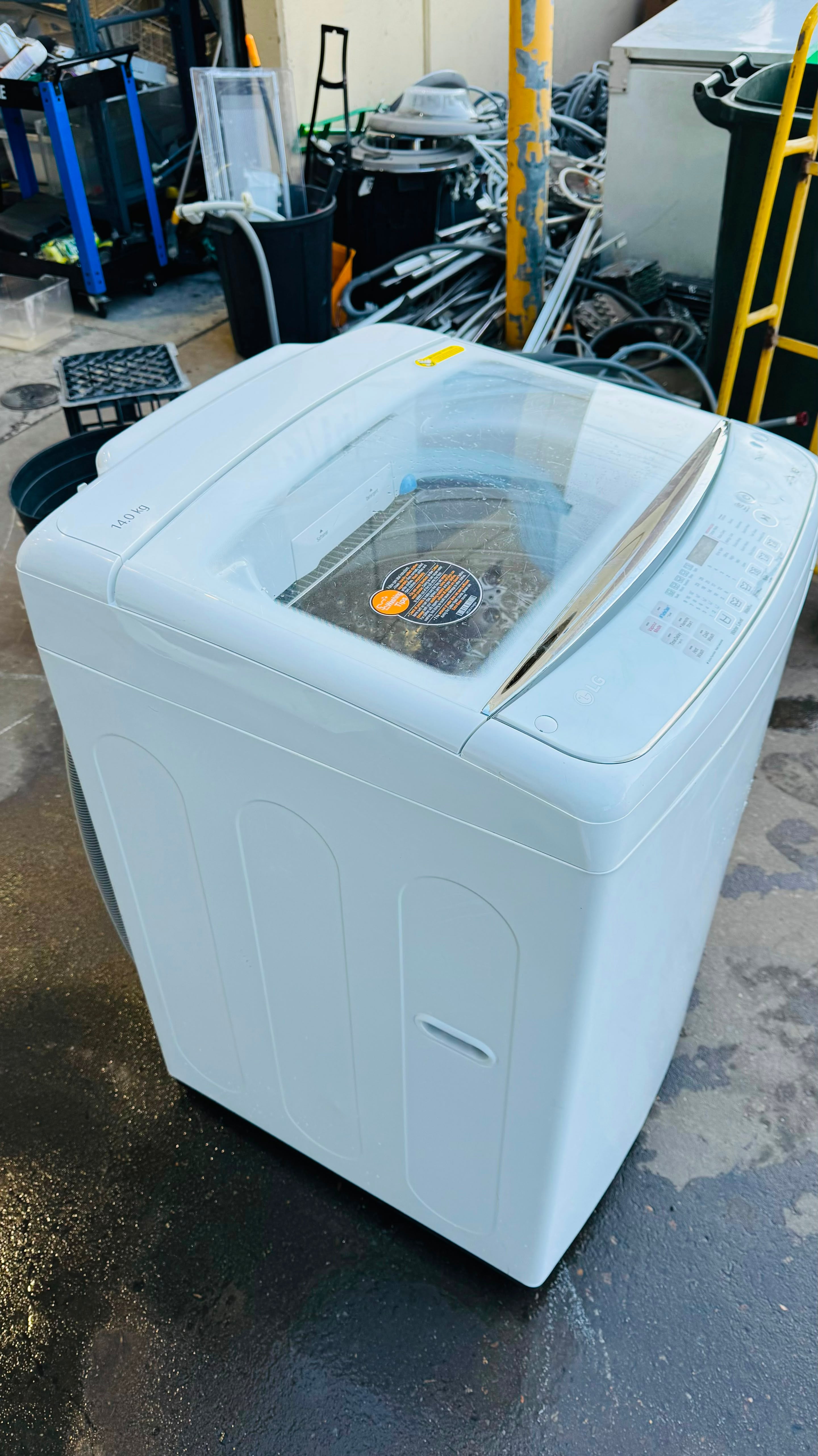 LG 14KGS TOP LOADER WASHING MACHINE