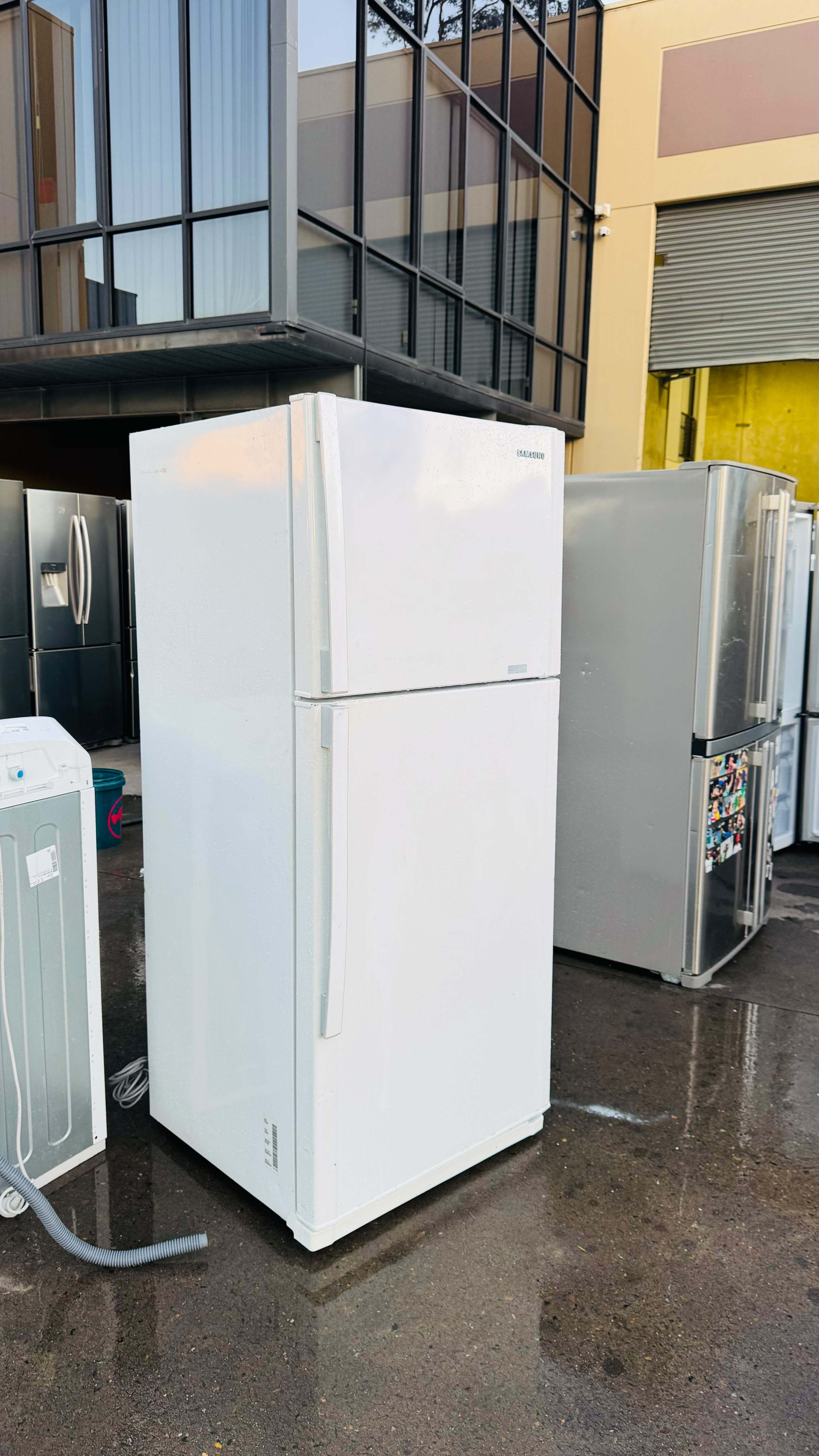 SAMSUNG 419 LITRES FRIDGE FREEZER