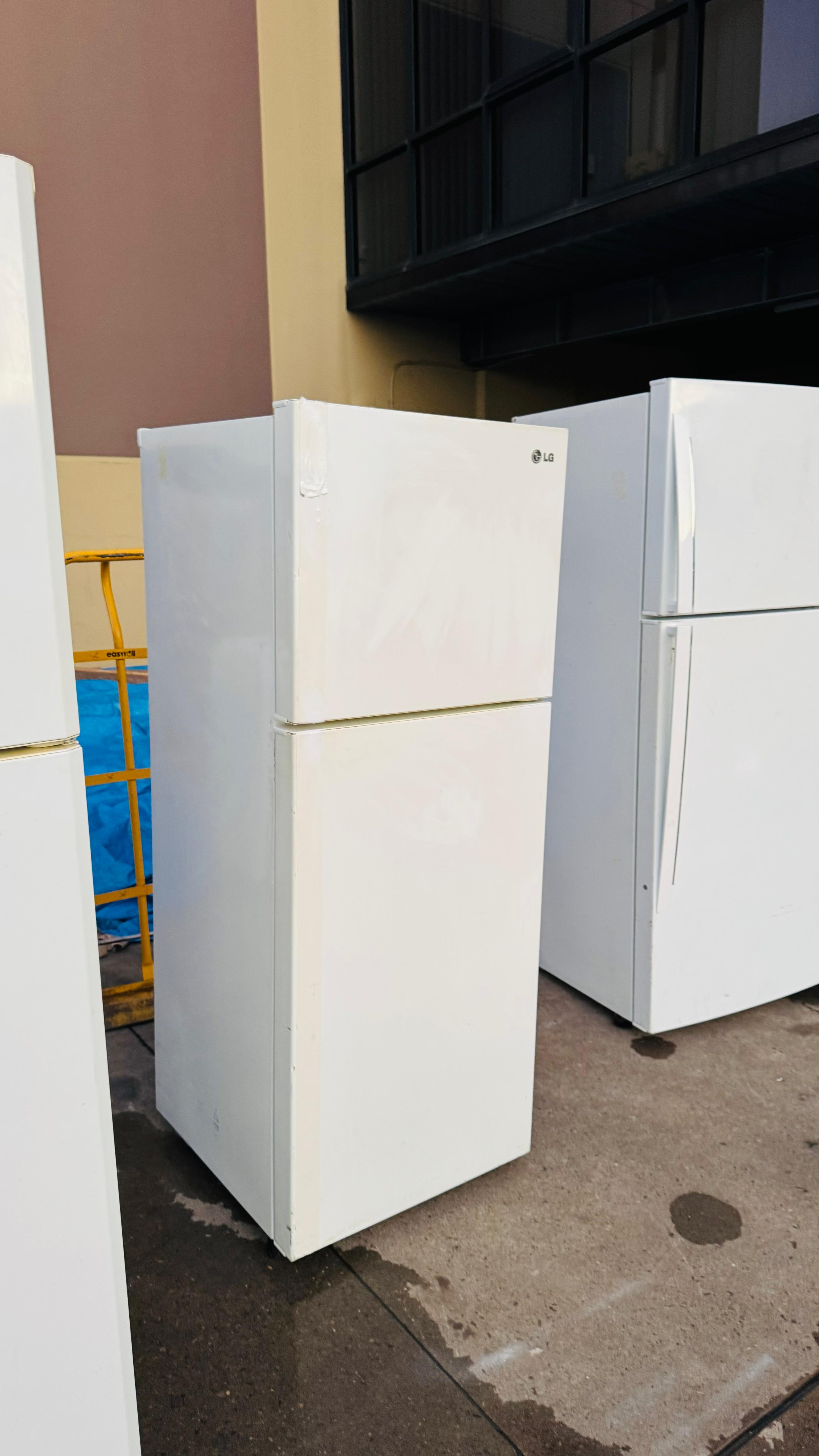 LG 315 LITRES FRIDGE FREEZER