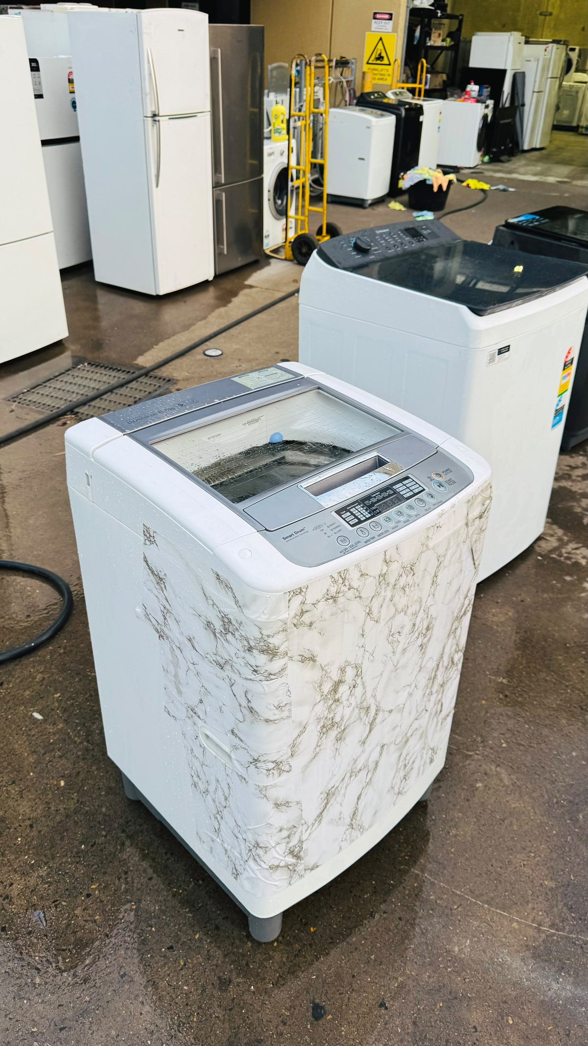 LG 6.5KGS TOP LOADER WASHING MACHINE