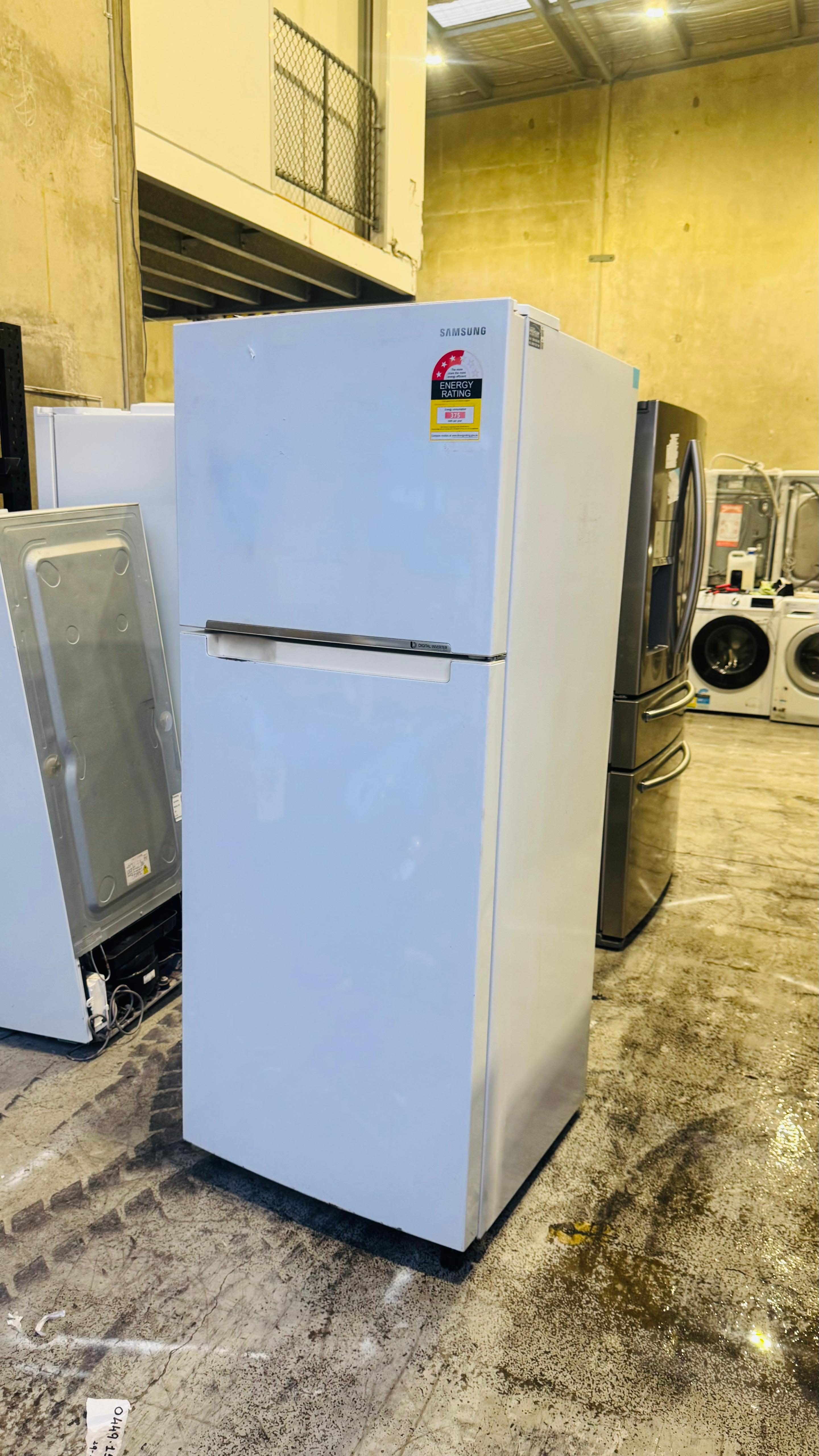 SAMSUNG 469 LITRES FRIDGE FREEZER