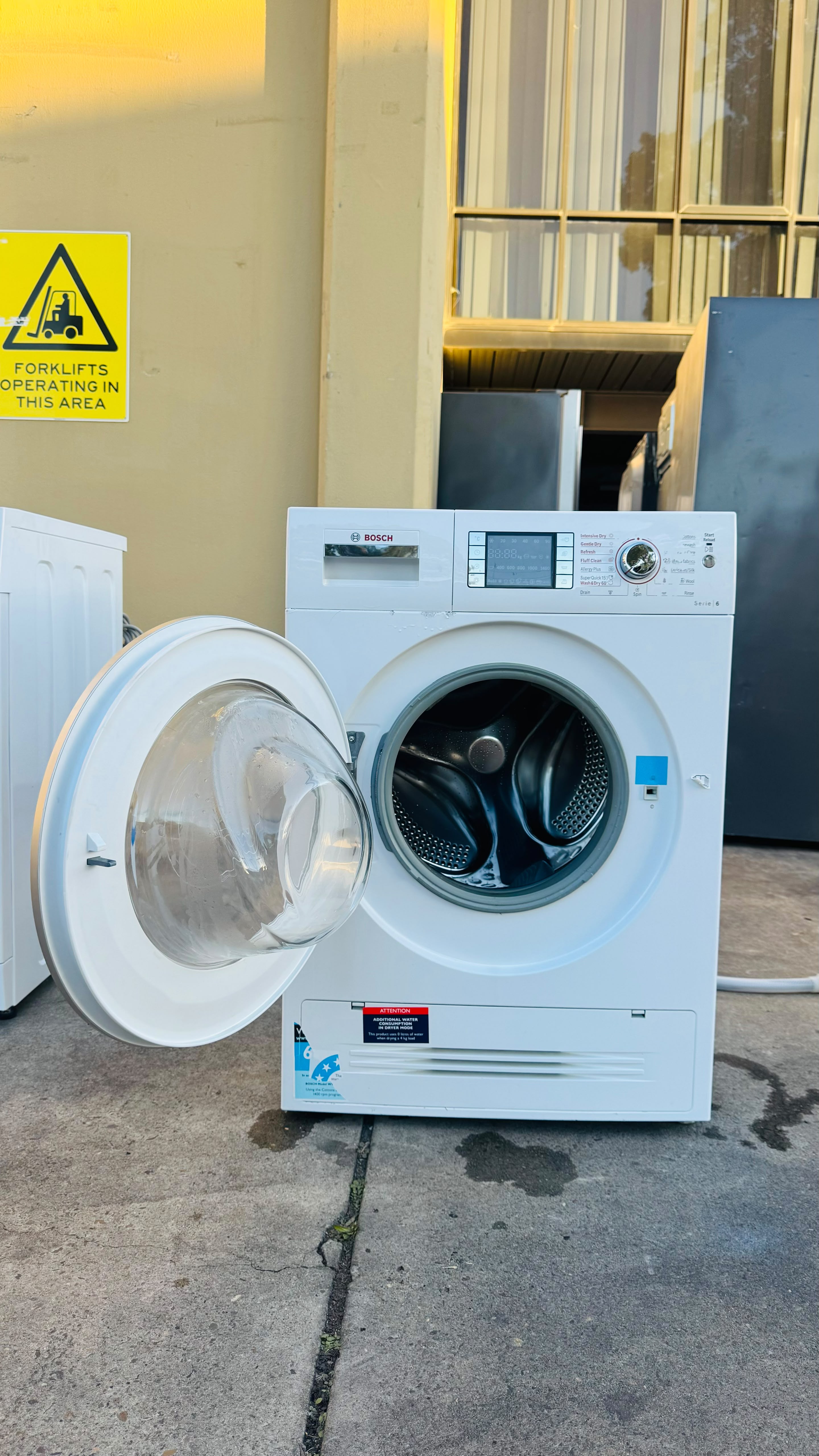 BOSCH 8KGS FRONT LOADER WASHING MACHINE