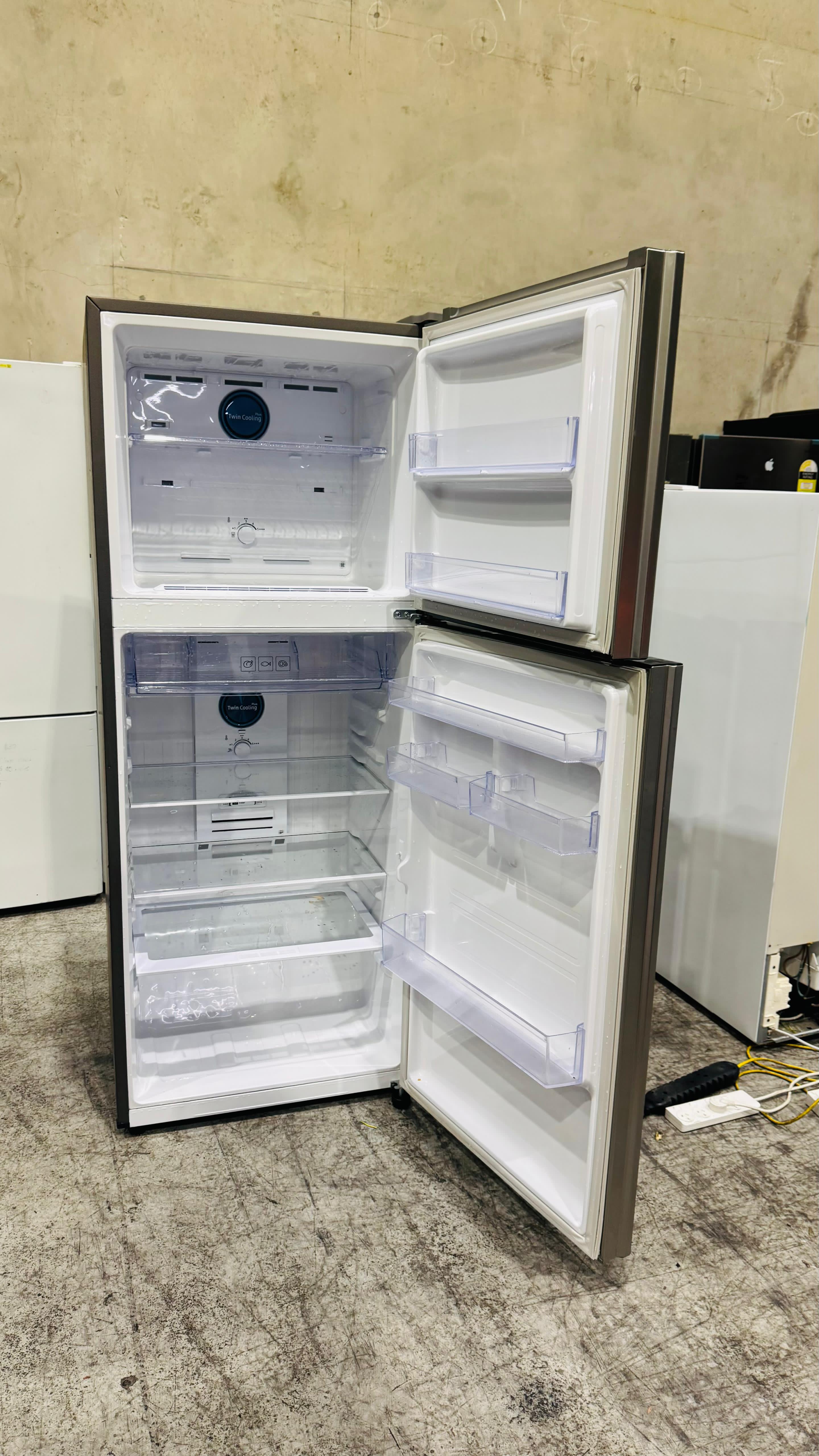 SAMSUNG 400 LITRES FRIDGE FREEZER