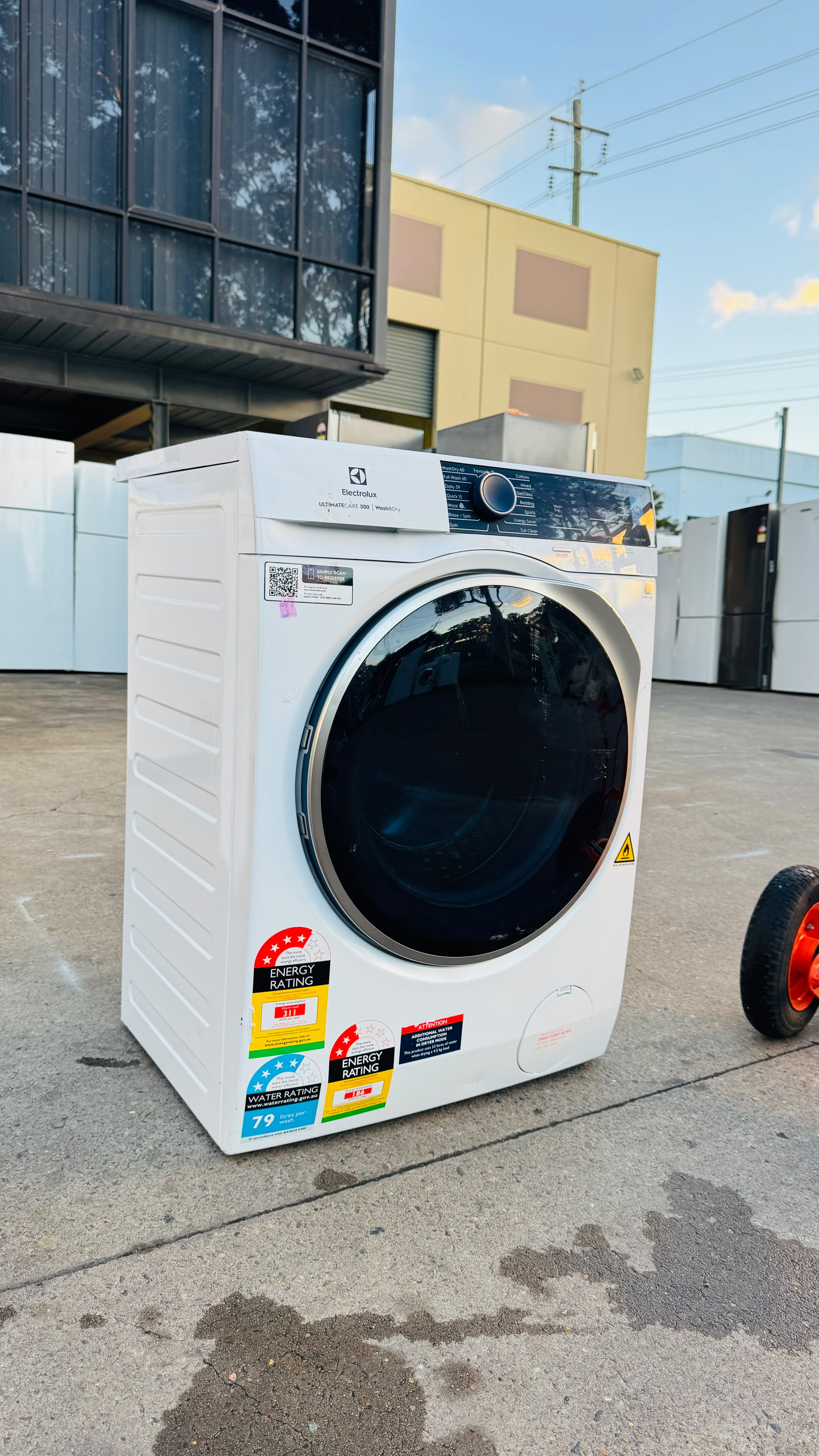 ELECTROLUX 8KGS FRONT LOADER WASHING MACHINE