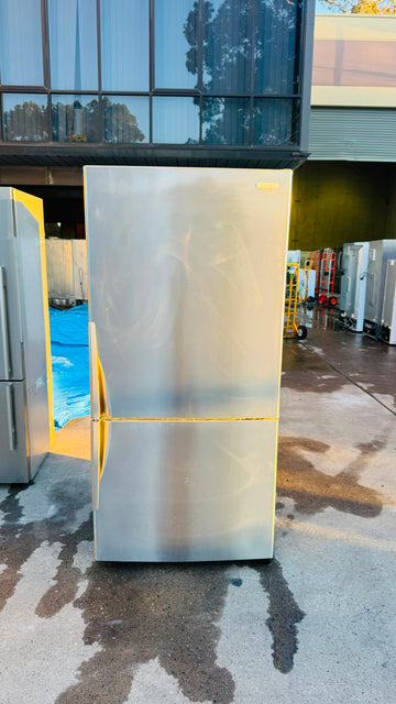 WESTINGHOUSE 510 LITRES FRIDGE FREEZER