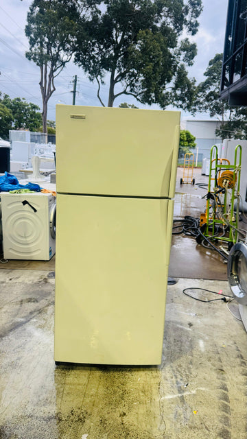 WESTINGHOUSE 420 LITRES FRIDGE FREEZER