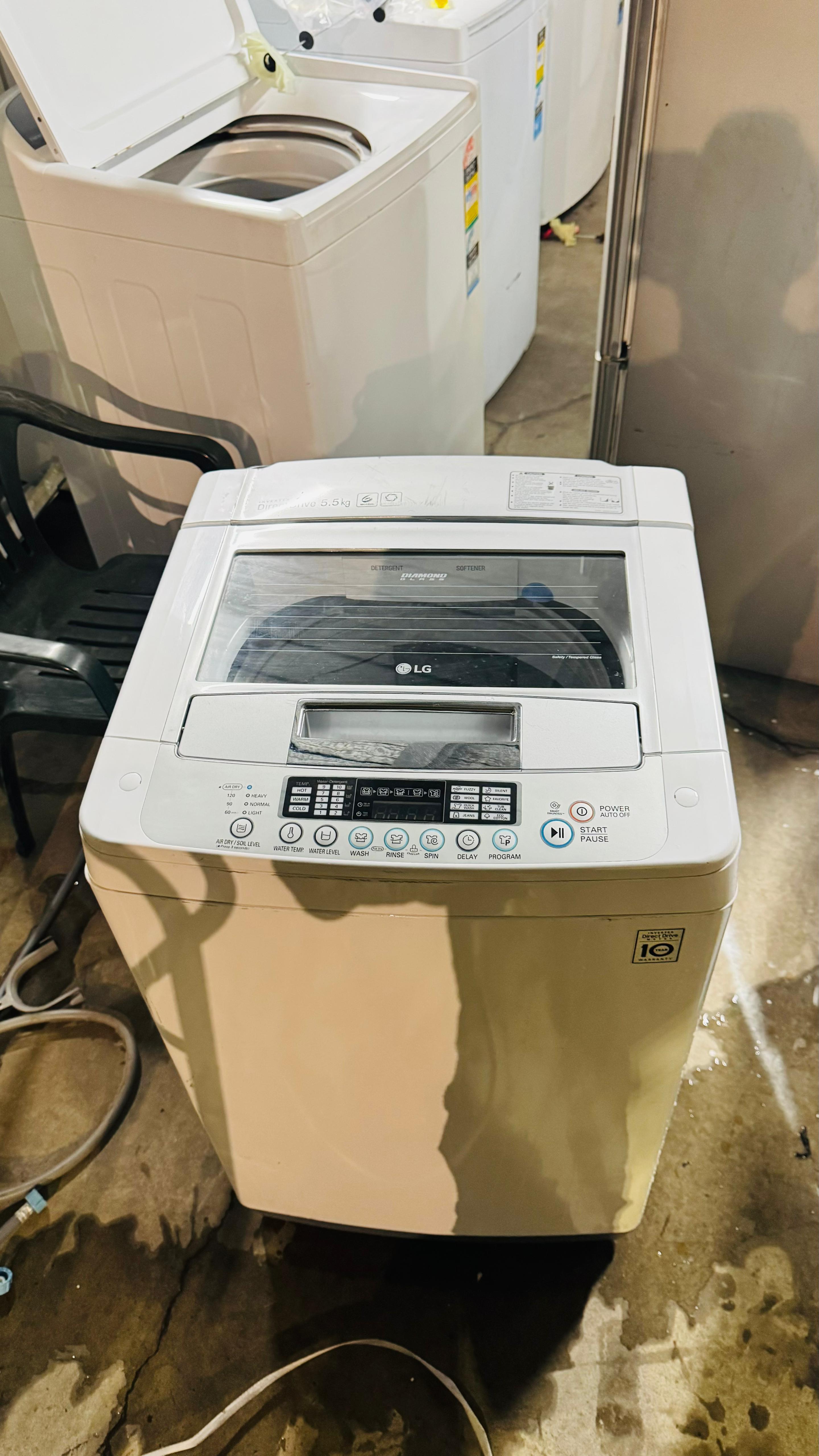 LG 5.5 KGS TOP LOADER WASHING MACHINE