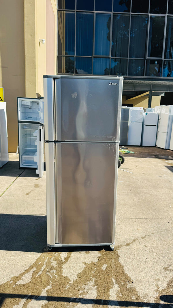 MITSUBUSHI 420 LITRES FRIDGE FREEZER