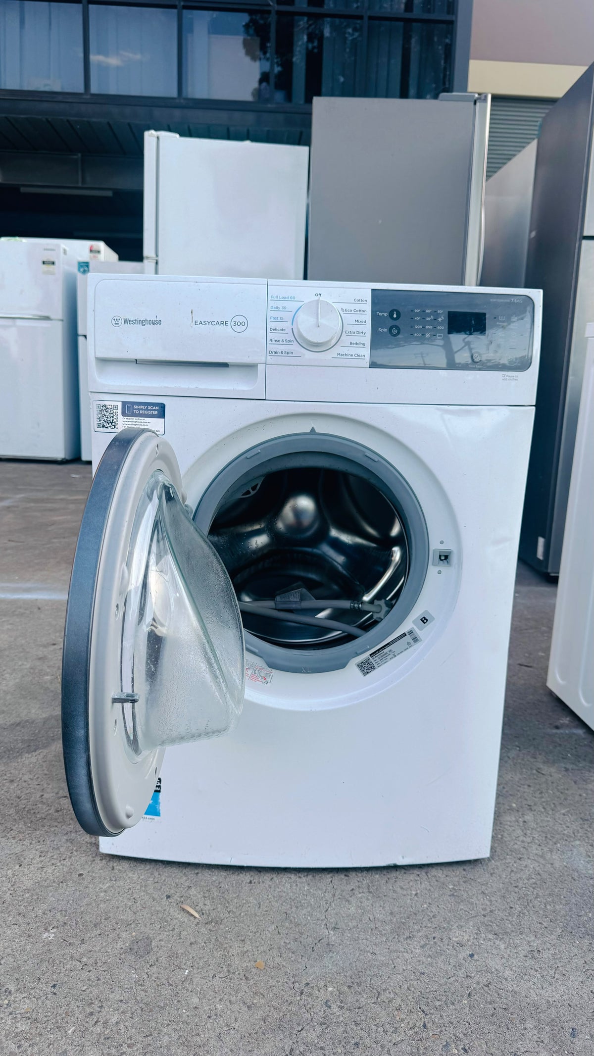 WESTINGHOUSE 7.5KGS FRONT LOADER WASHING MACHINE