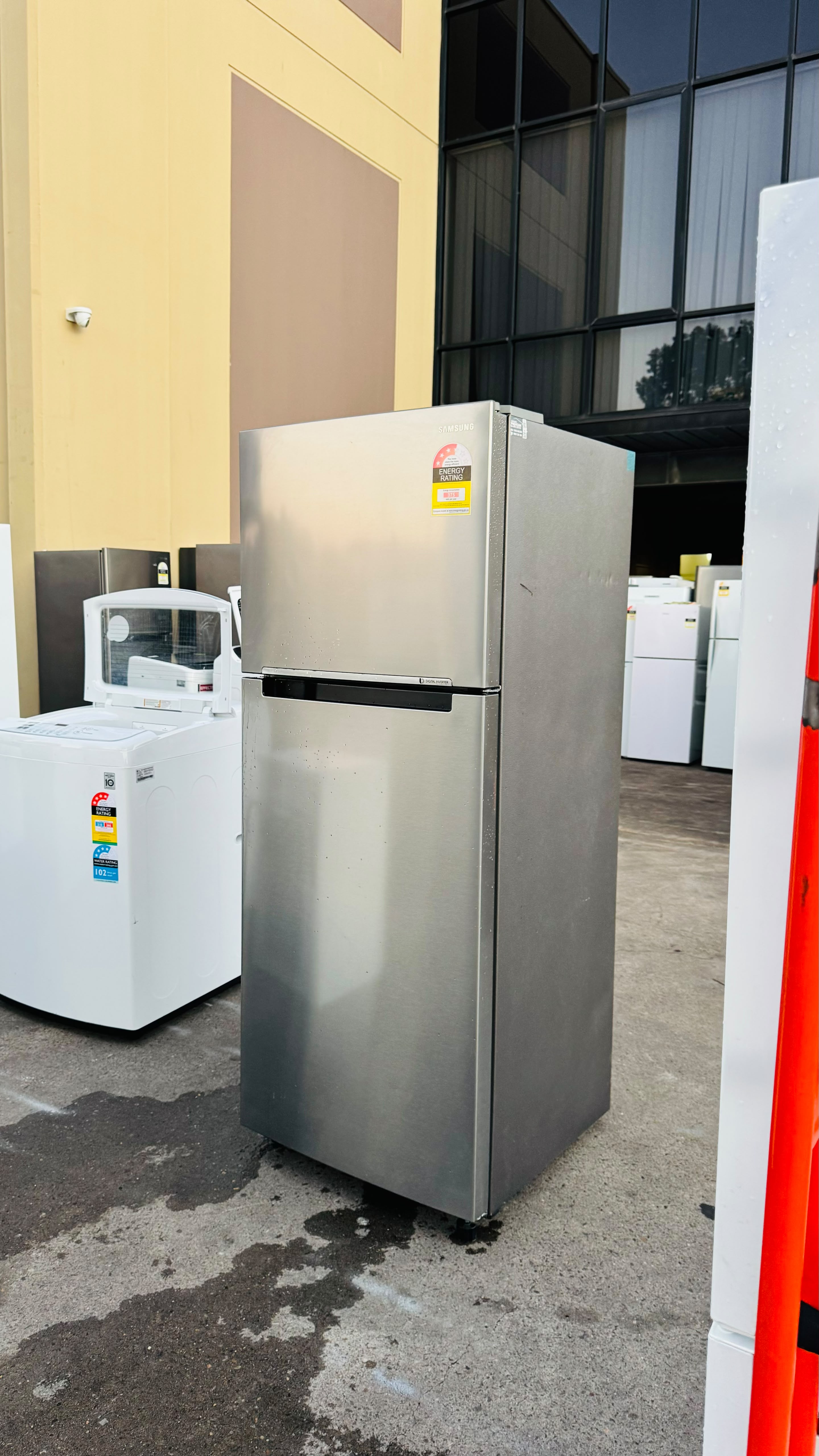 SAMSUNG 469 LITRES FRIDGE FREEZER
