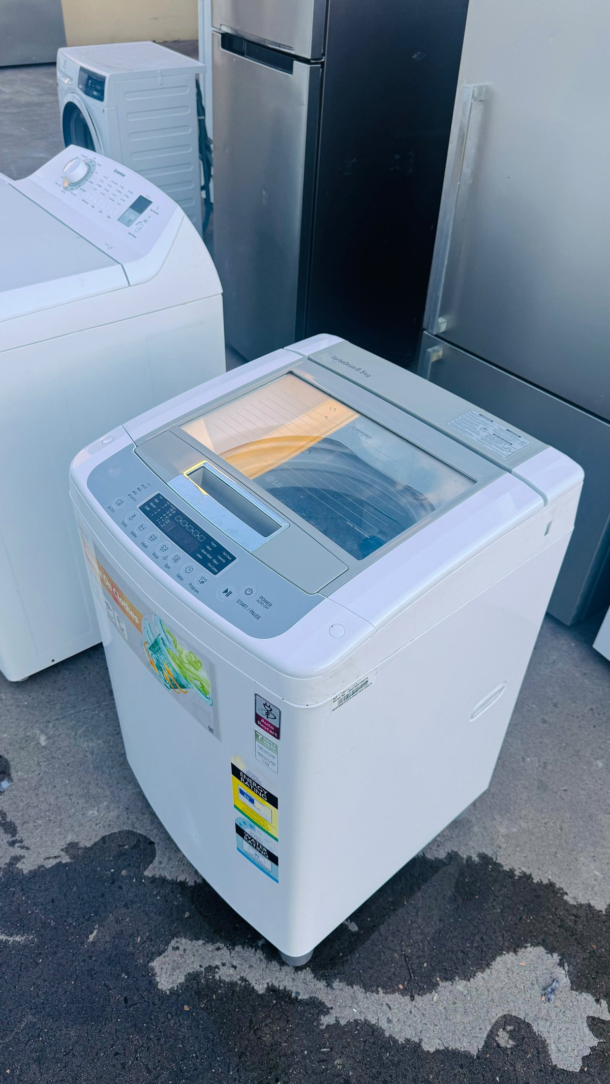 LG 6.5KGS TOP LOADER WASHING MACHINE