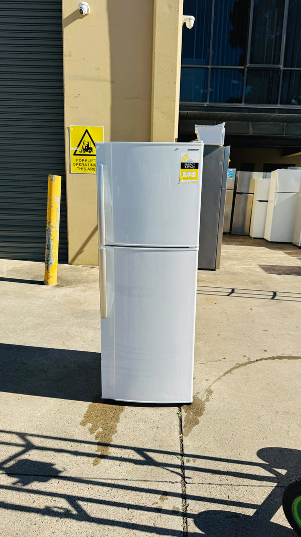 SHARP 245 LITRES FRIDGE FREEZER