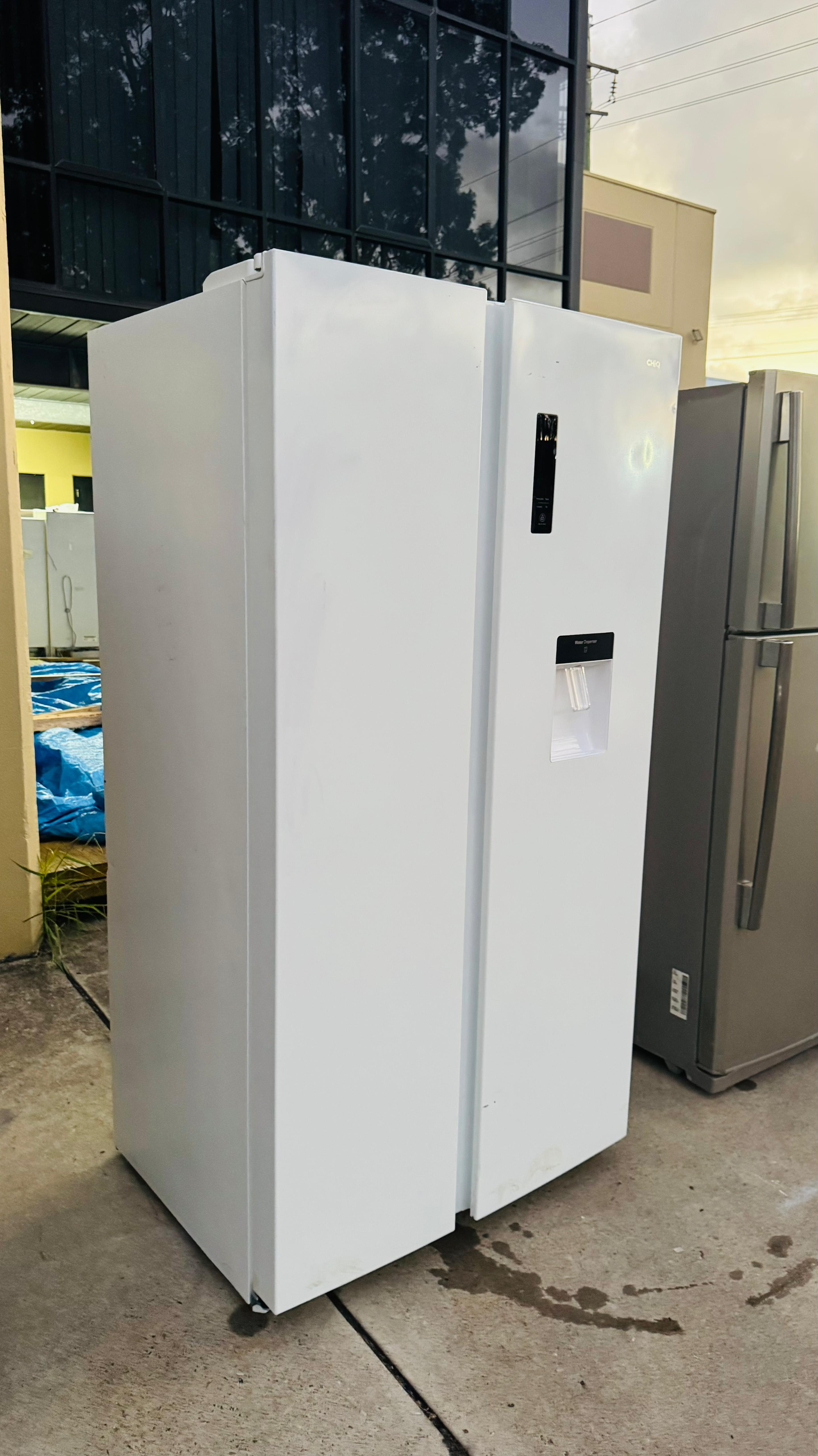 CHIQ SIDE BY SIDE 559 LITRES FRIDGE FREEZER