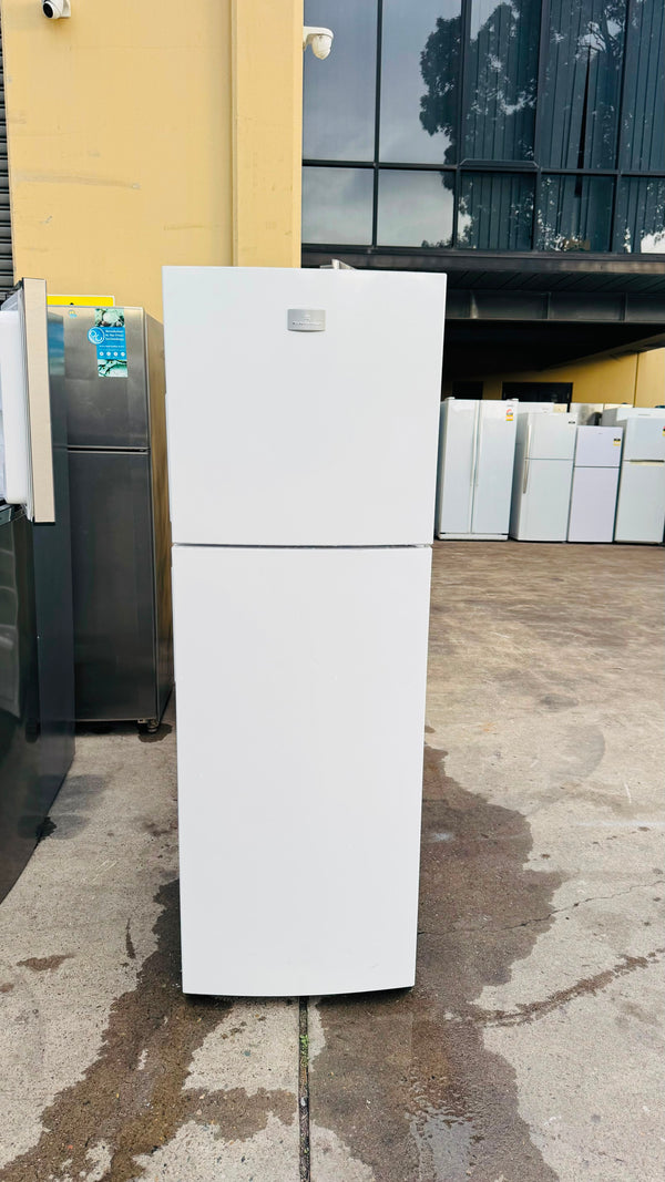 KELVINATOR 275 LITRES FRIDGE FREEZER
