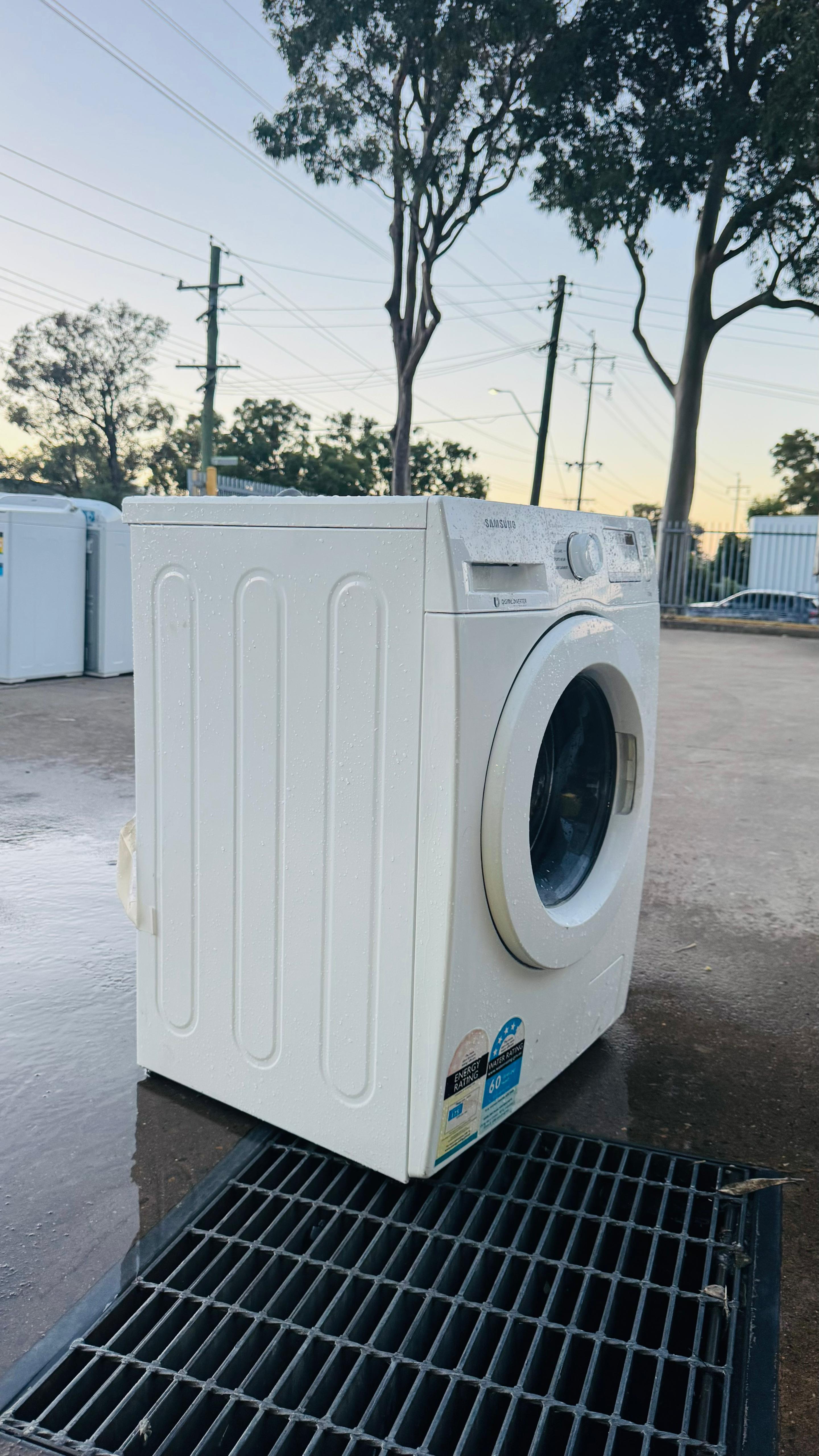 SAMSUNG 7KGS FRONT LOADER WASHING MACHINE