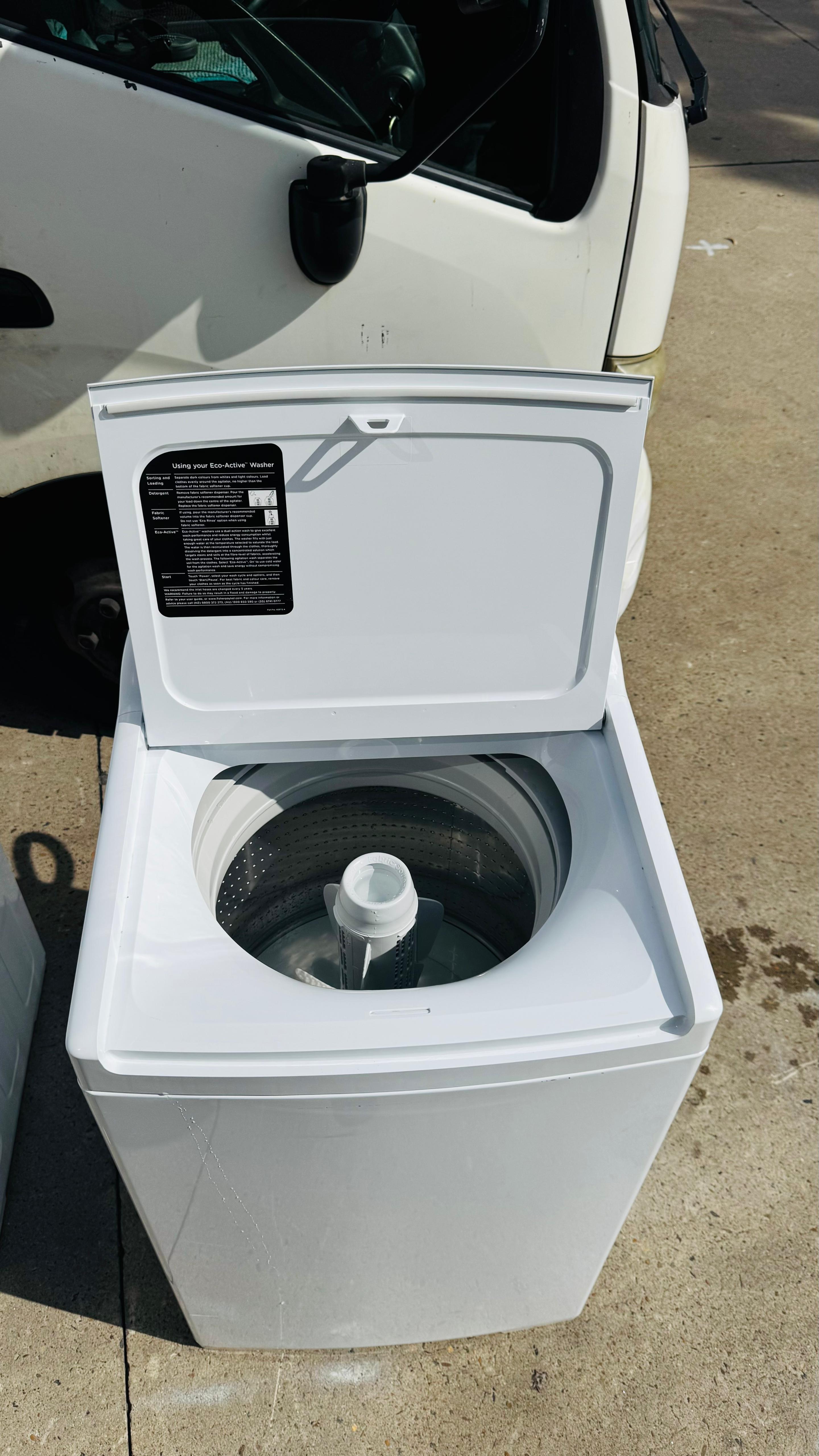 FISHER AND PAYKEL 7.5 KGS TOP LOADER WASHING MACHINE