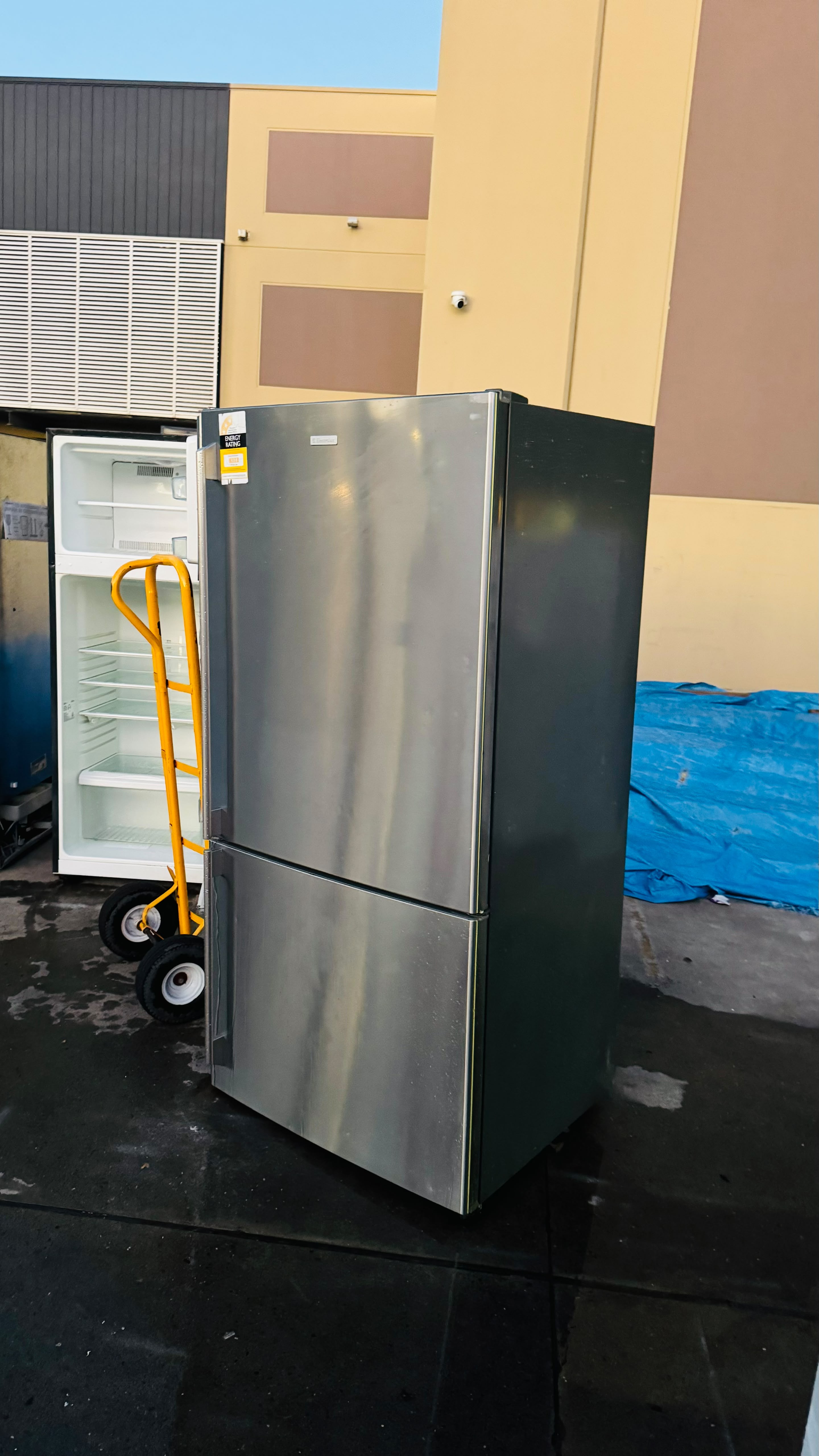 ELECTROLUX 510 LITRES FRIDGE FREEZER