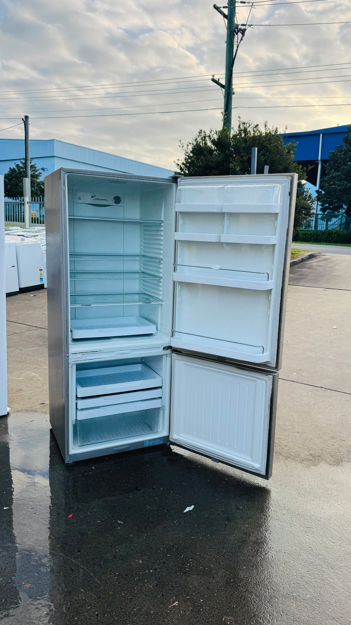 FISHER AND PAYKEL 442 LITRES FRIDGE FREEZER