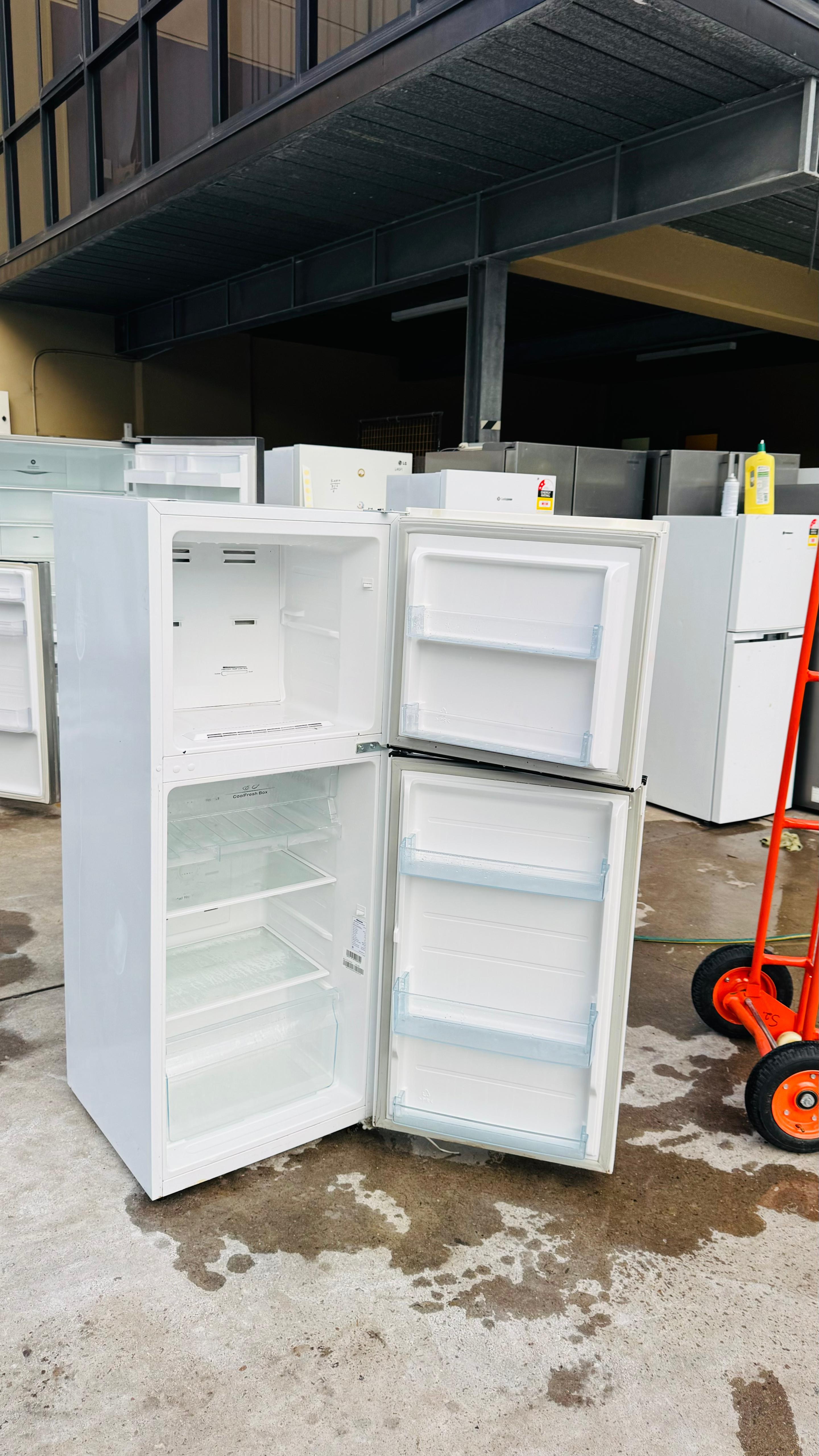 HISENSE 230 LITRES FRIDGE FREEZER