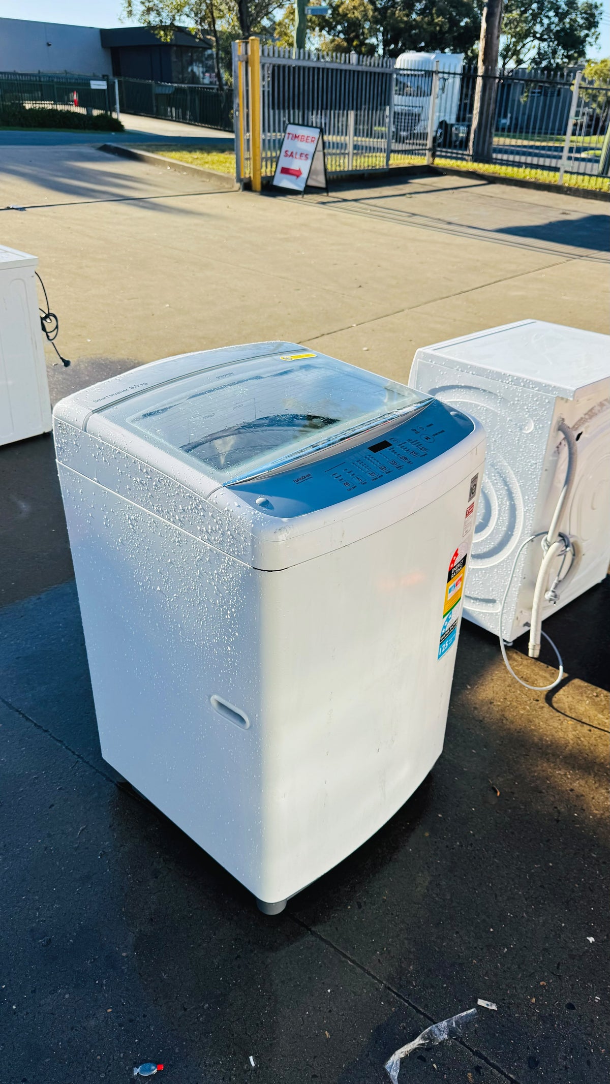 LG 8.5KGS TOP LOADER WASHING MACHINE