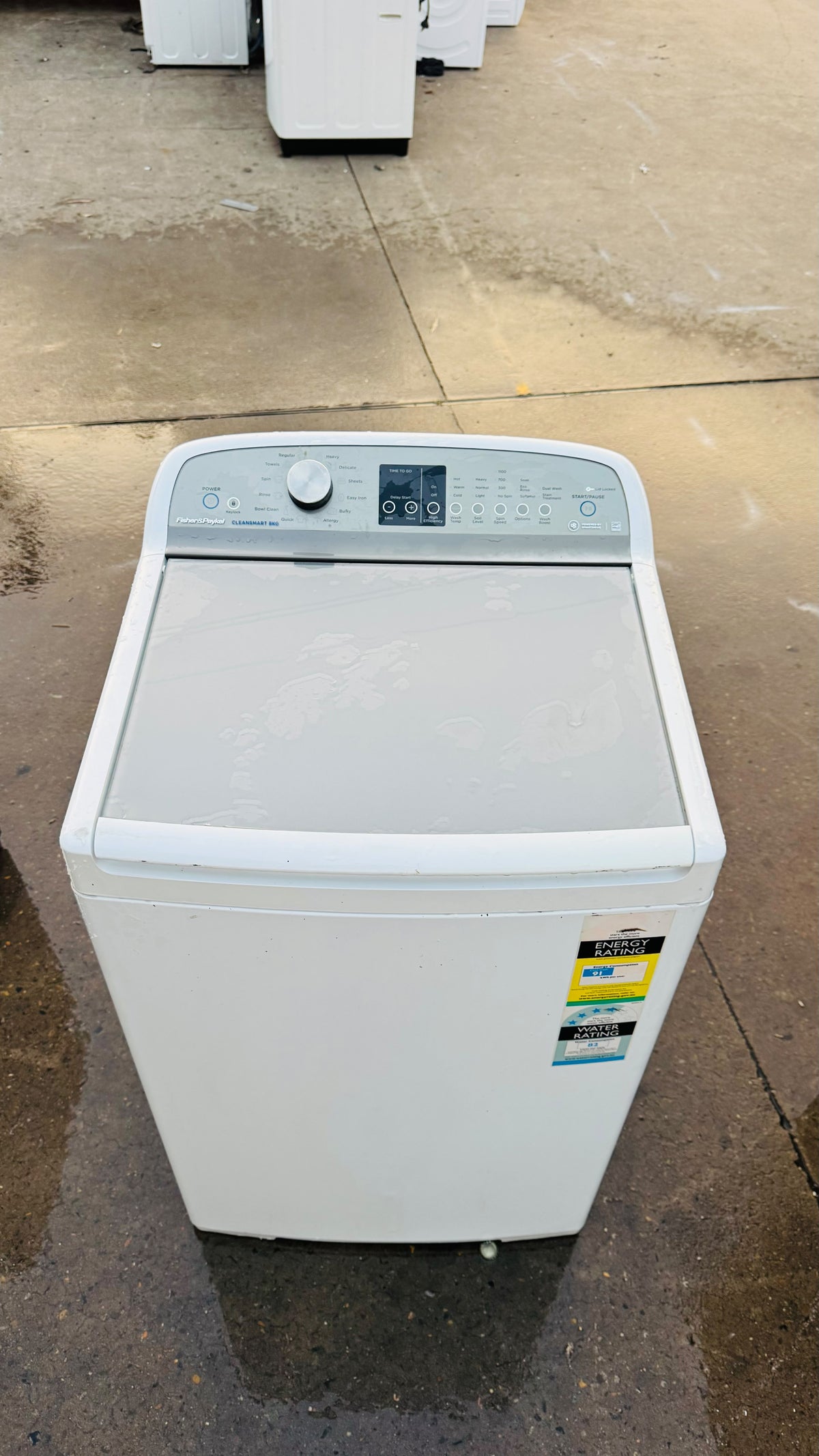 FISHER AND PAYKEL 8KGS TOP LOADER WASHING MACHINE