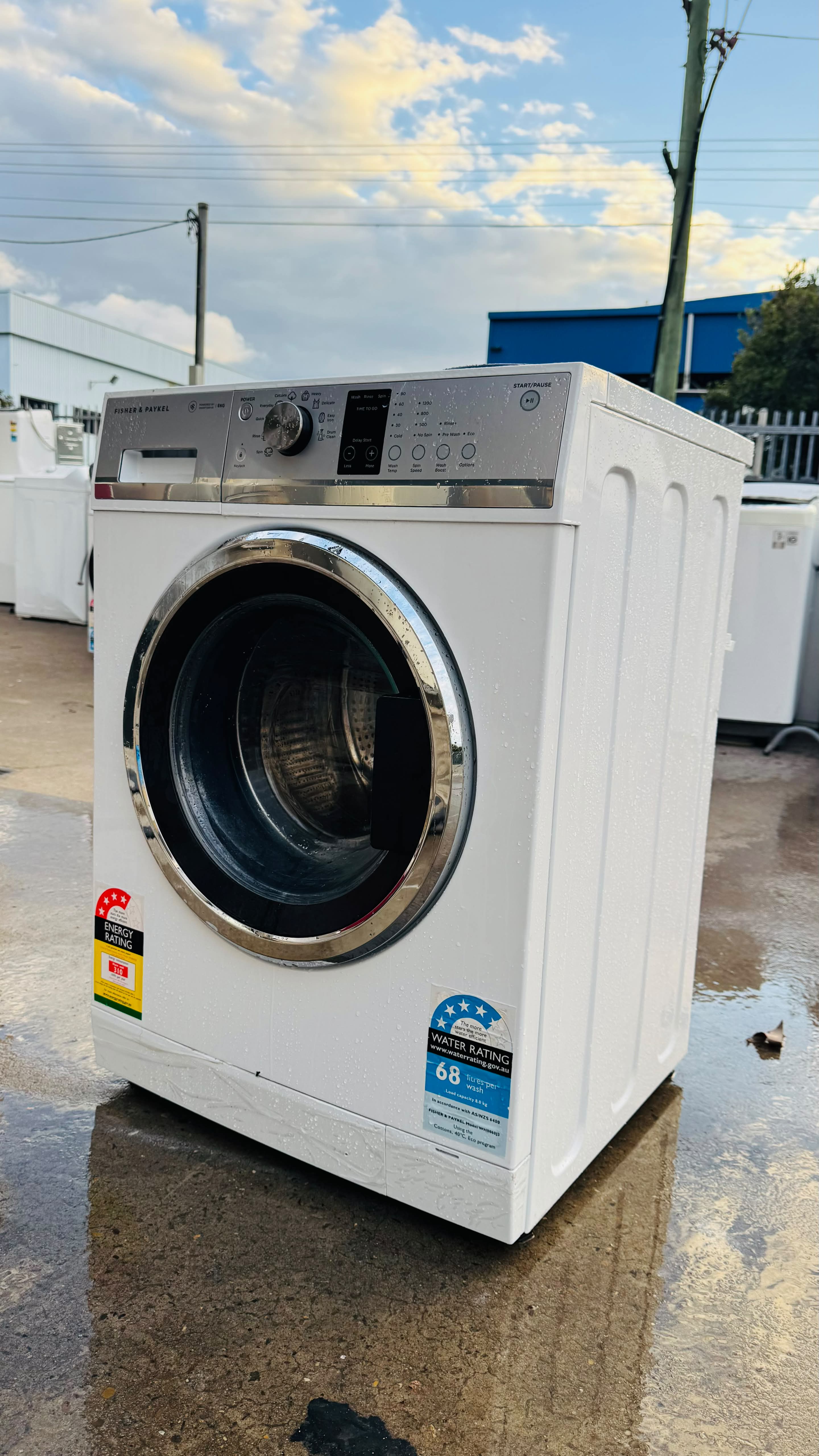 FISHER AND PAYKEL 8KGS FRONT LOADER WASHING MACHINE