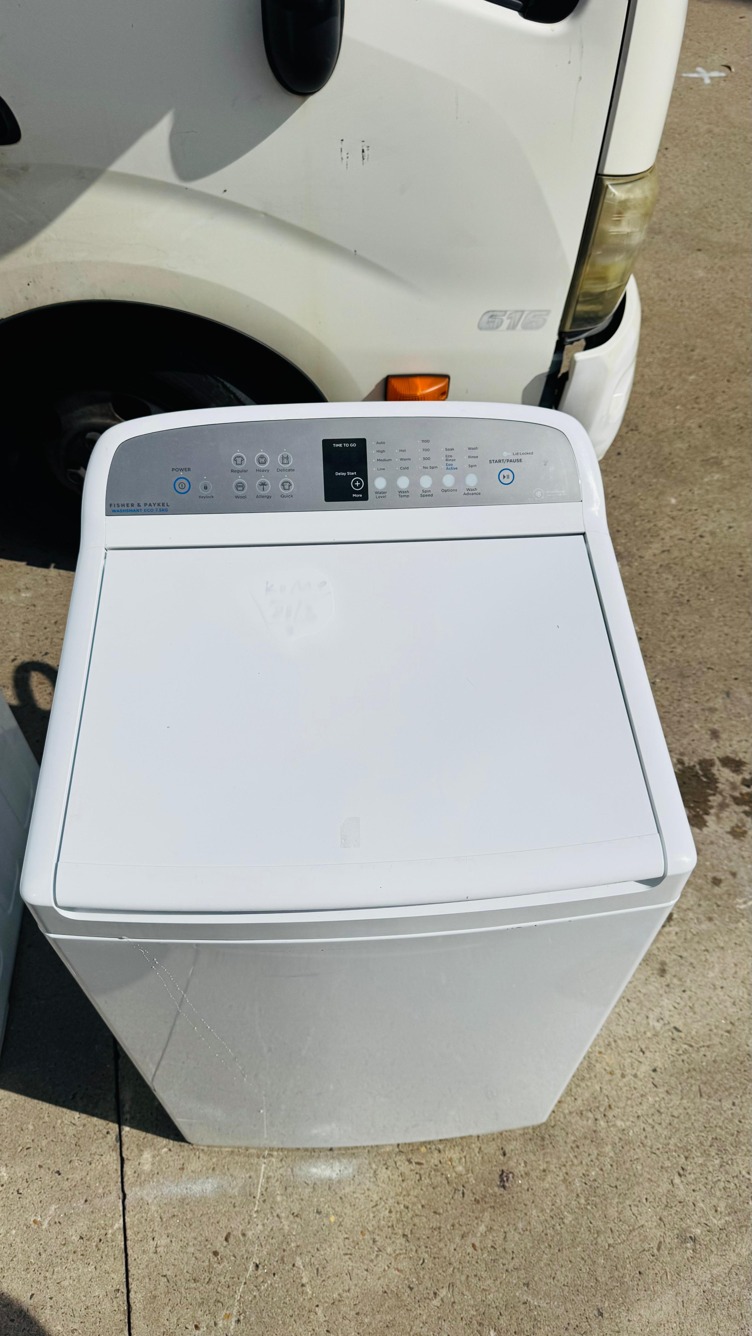 FISHER AND PAYKEL 7.5KGS TOP LOADER WASHING MACHINE