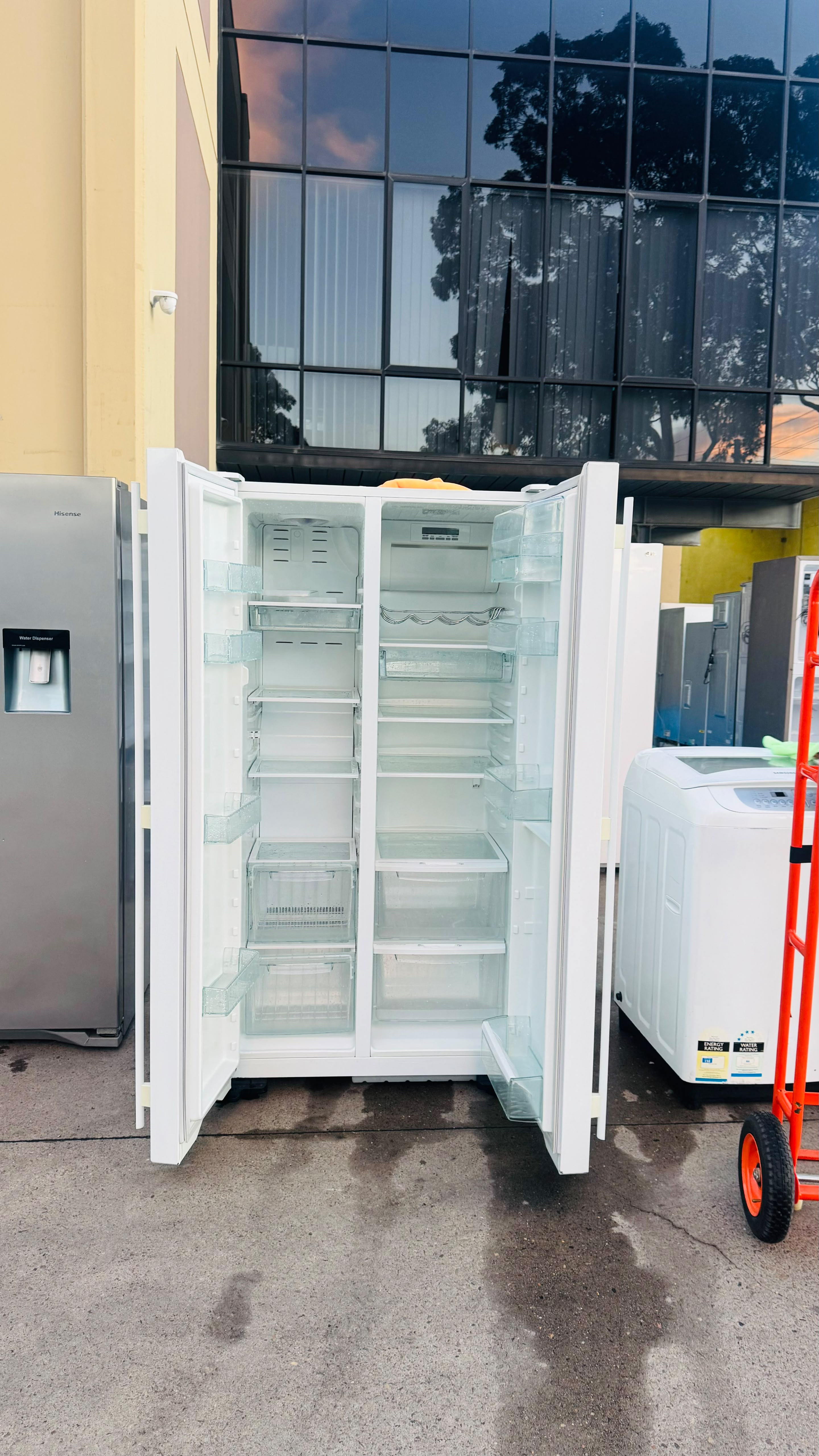 WESTINGHOUSE SIDE BY SIDE 606 LITRES FRIDGE FREEZER