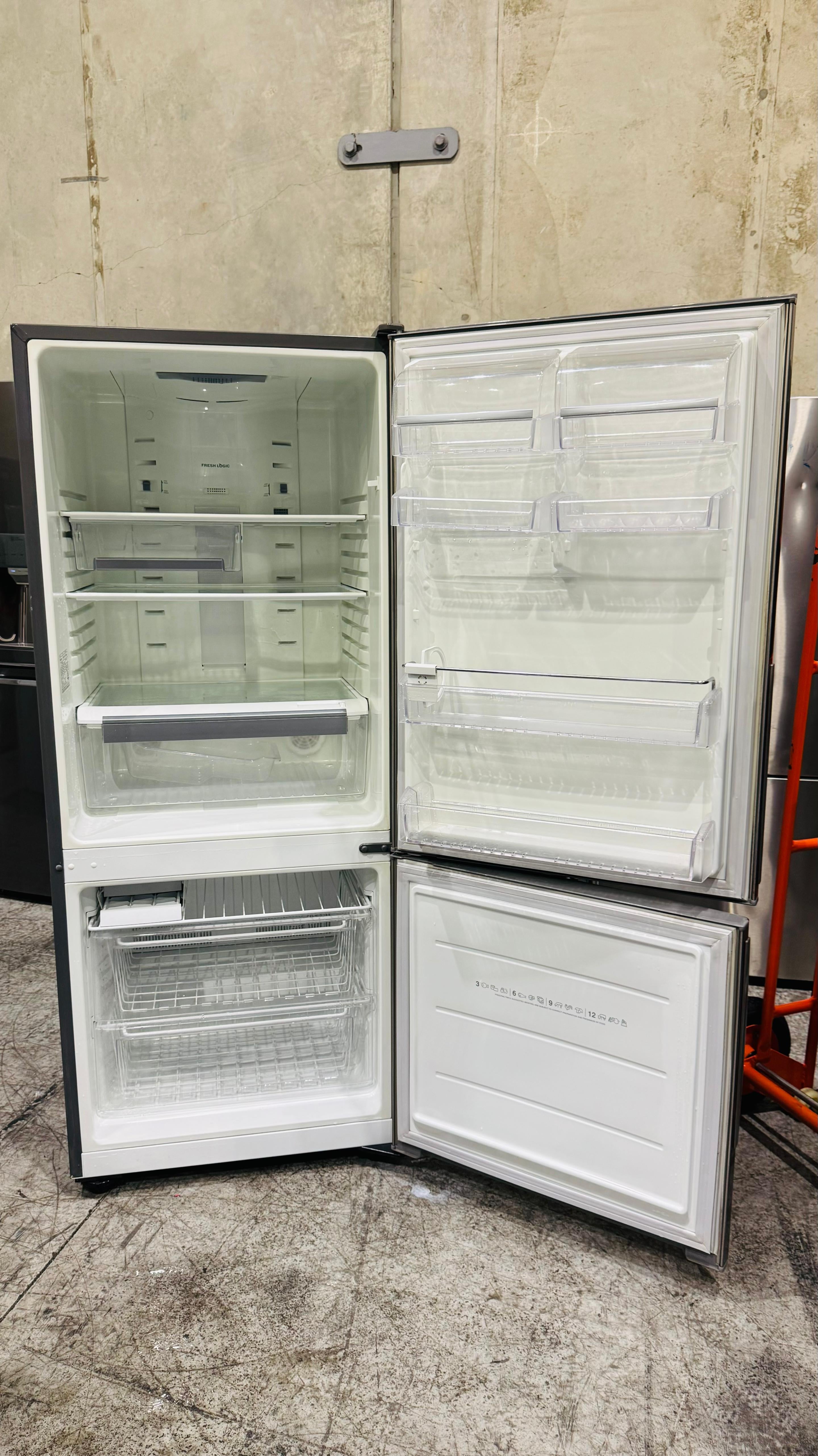 ELECTROLUX 430 LITRES FRIDGE FREEZER