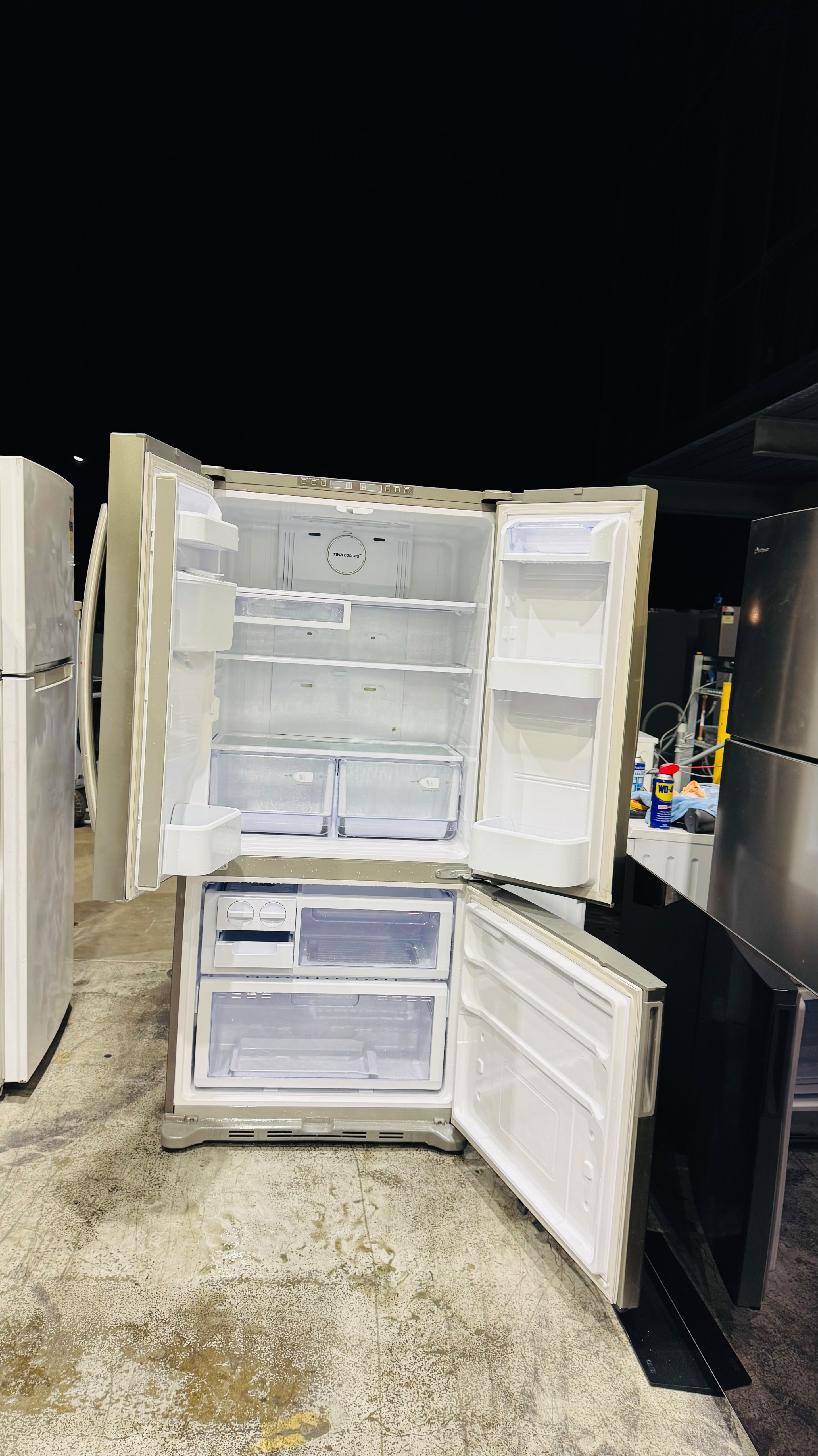 SAMSUNG FRENCH DOOR 533 FRIDGE FREEZER