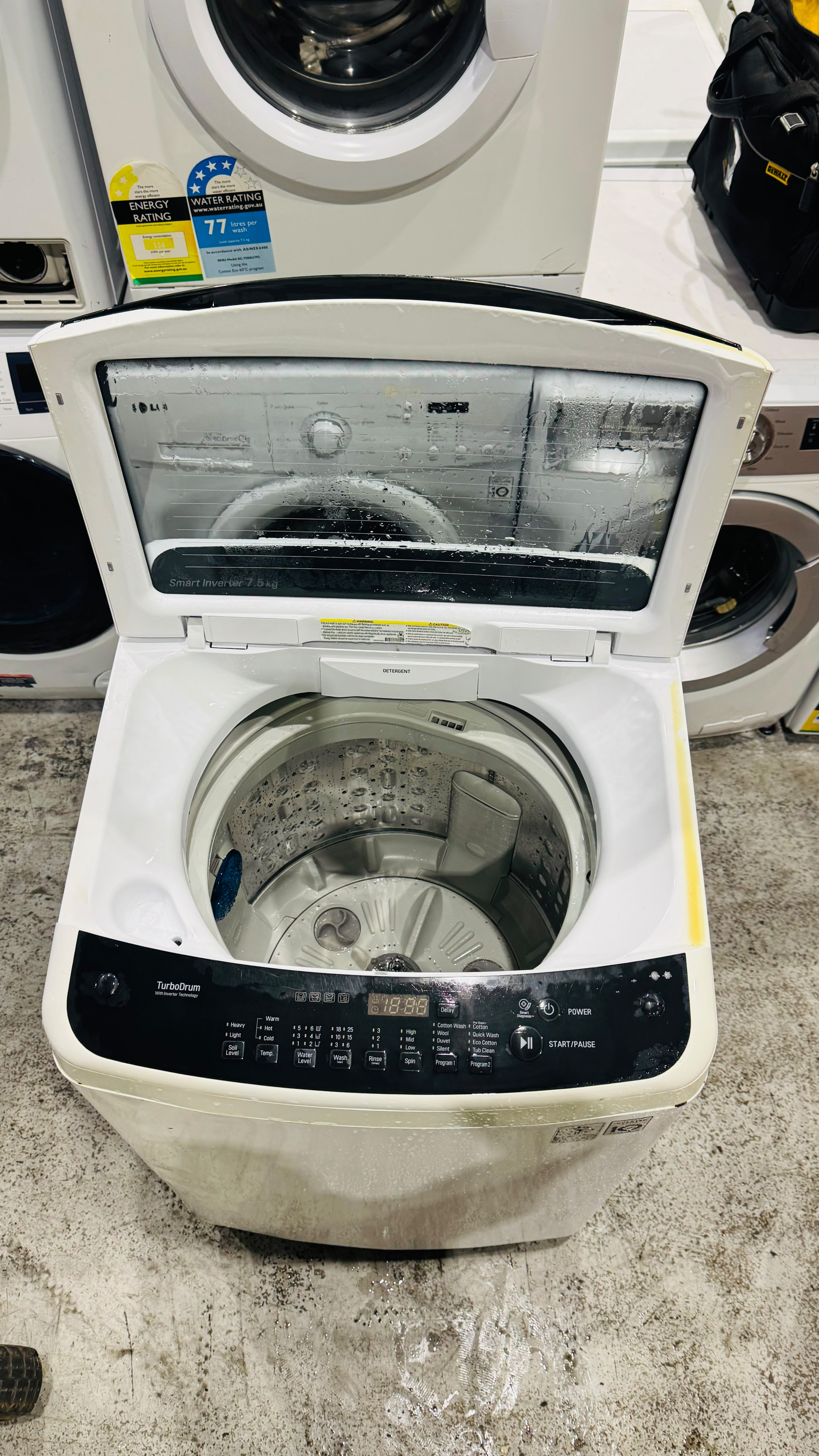 LG 7.5KGS TOP LOADER WASHING MACHINE