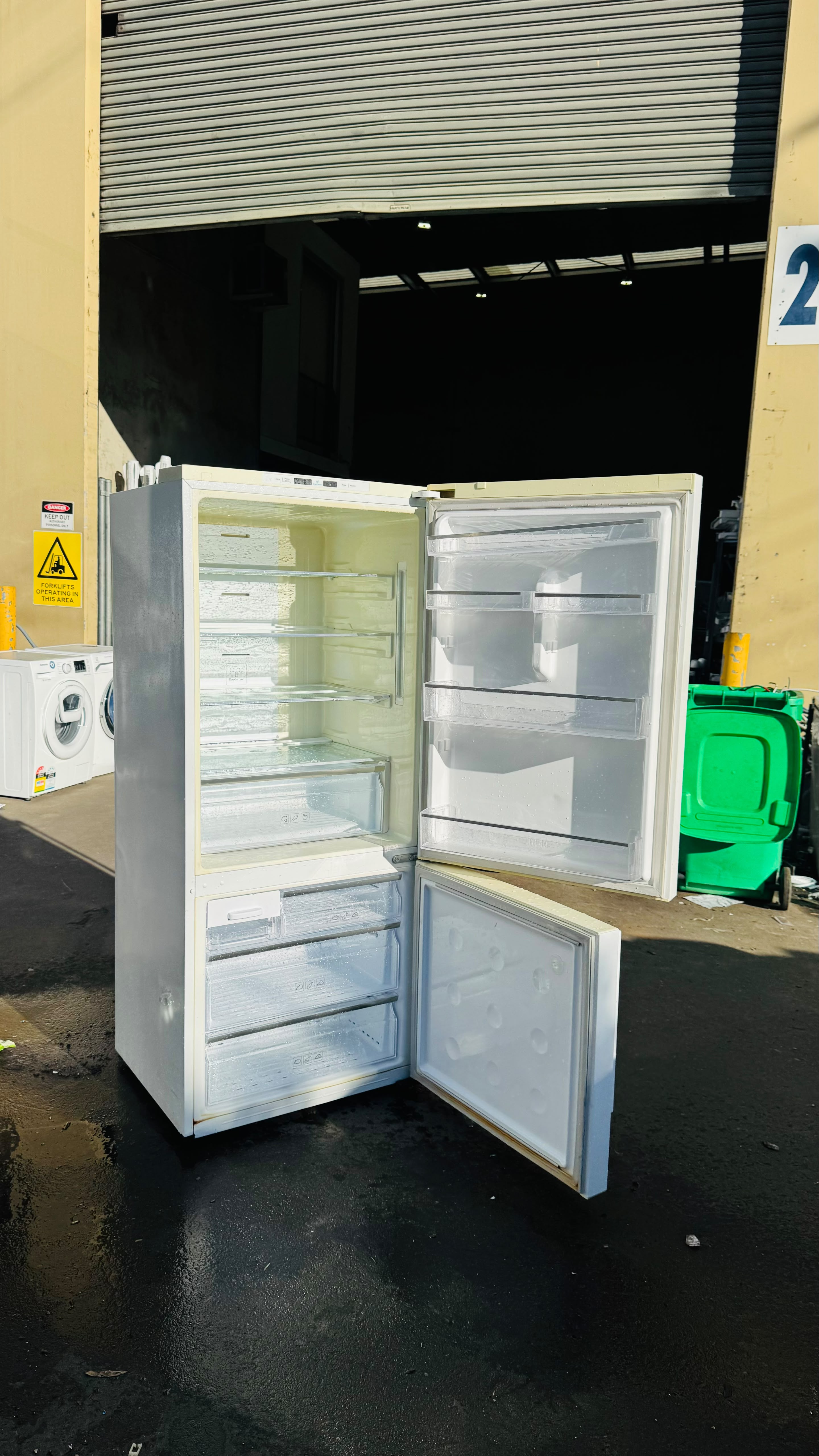 SAMSUNG 450 LITRES FRIDGE FREEZER