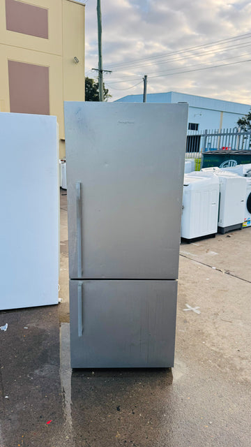 FISHER AND PAYKEL 442 LITRES FRIDGE FREEZER