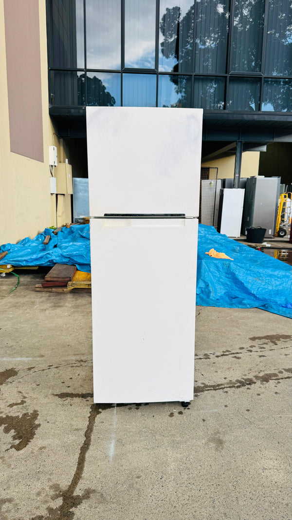 SAMSUNG 341 LITRES FRIDGE FREEZER