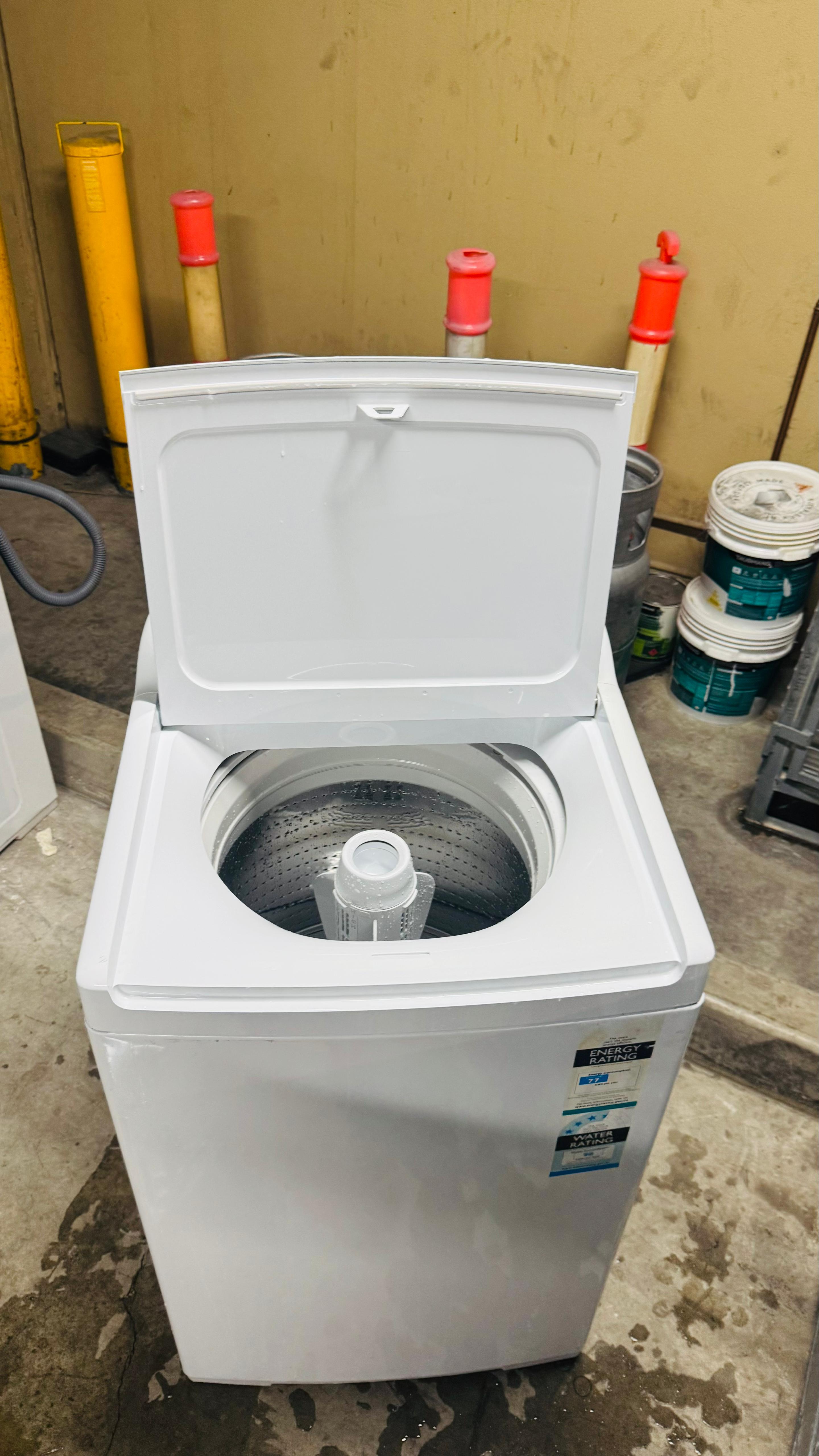 FISHER AND PAYKEL 8 KGS TOP LOADER WASHING MACHINE