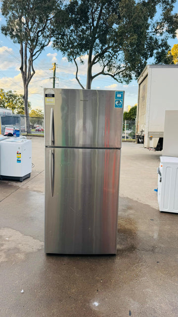 HISENSE 526 LITRES FRIDGE FREEZER