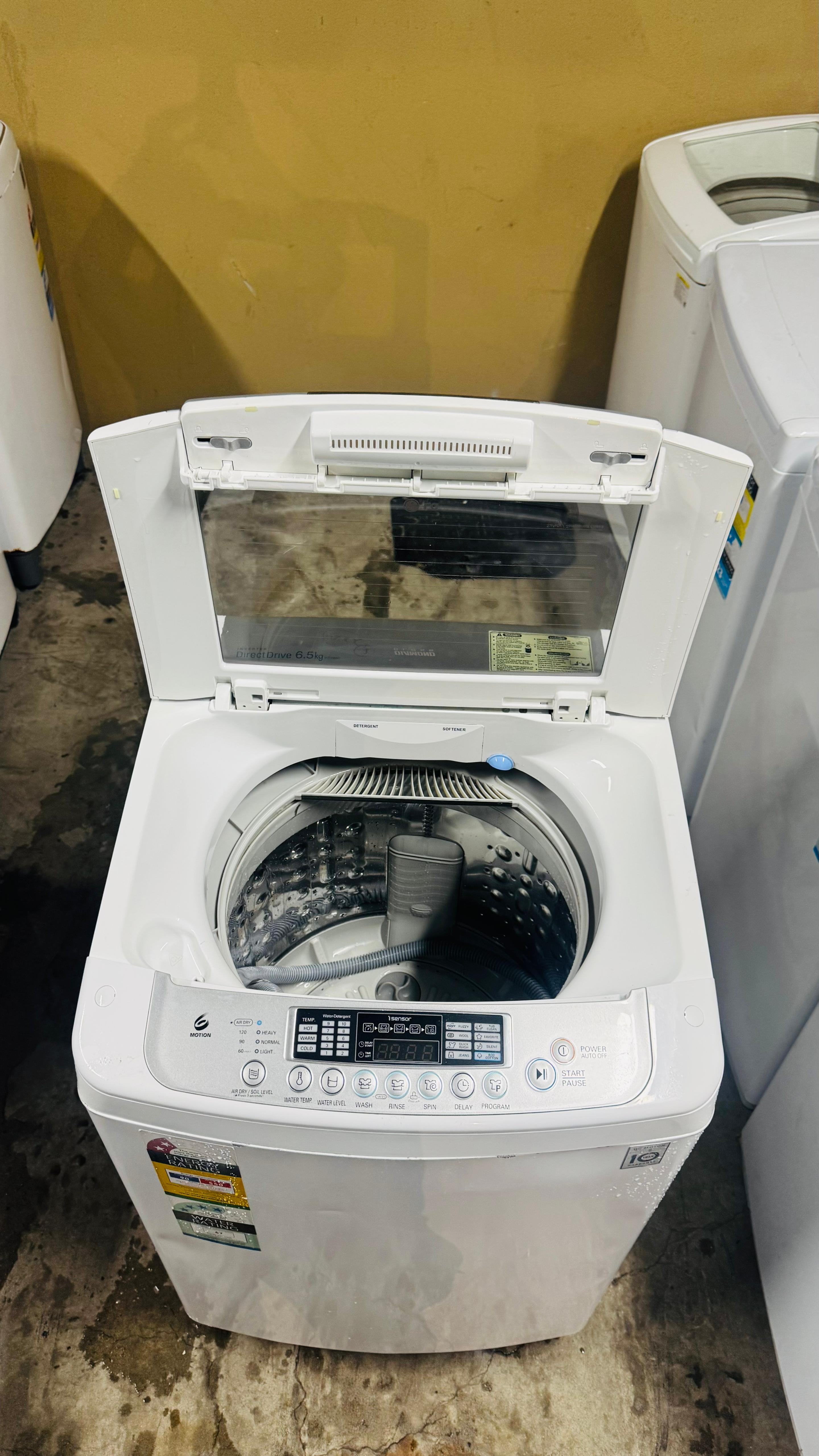 LG 6.5 KGS TOP LOADER WASHING MACHINE